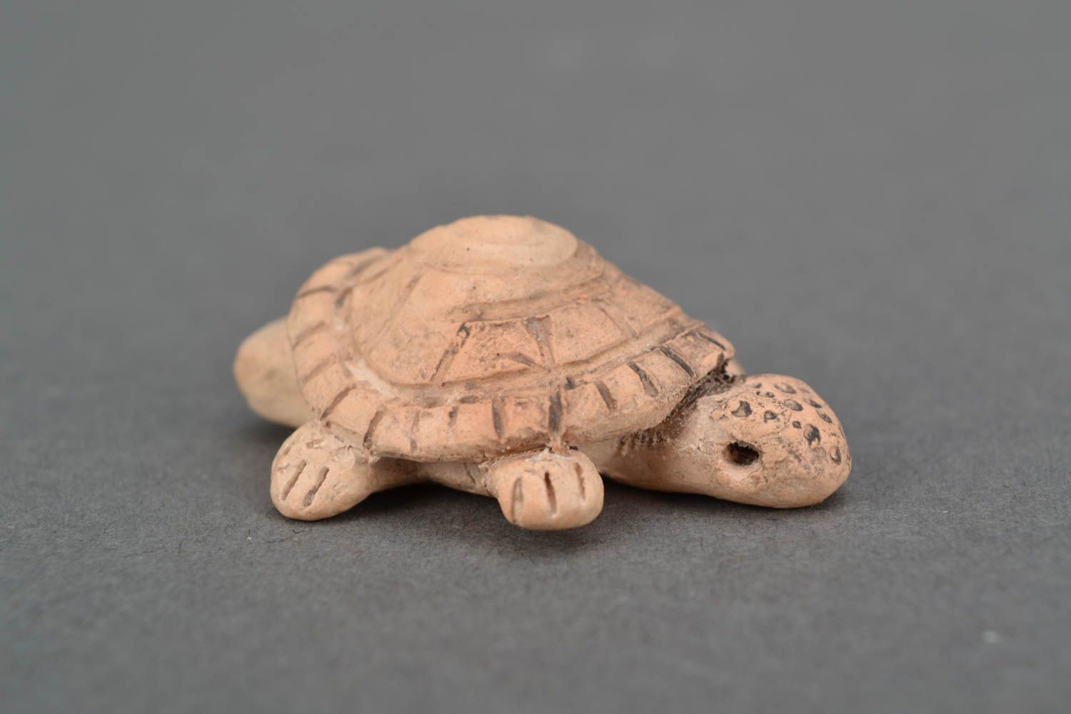 Handgemachte Lippenpfeife aus Ton Schildkröte foto 1