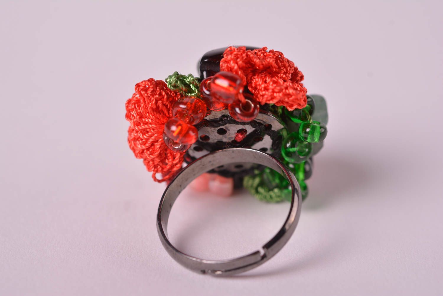 Вязаное украшение кольцо ручной работы бижутерия кольцо крючком из вискозы фото 5