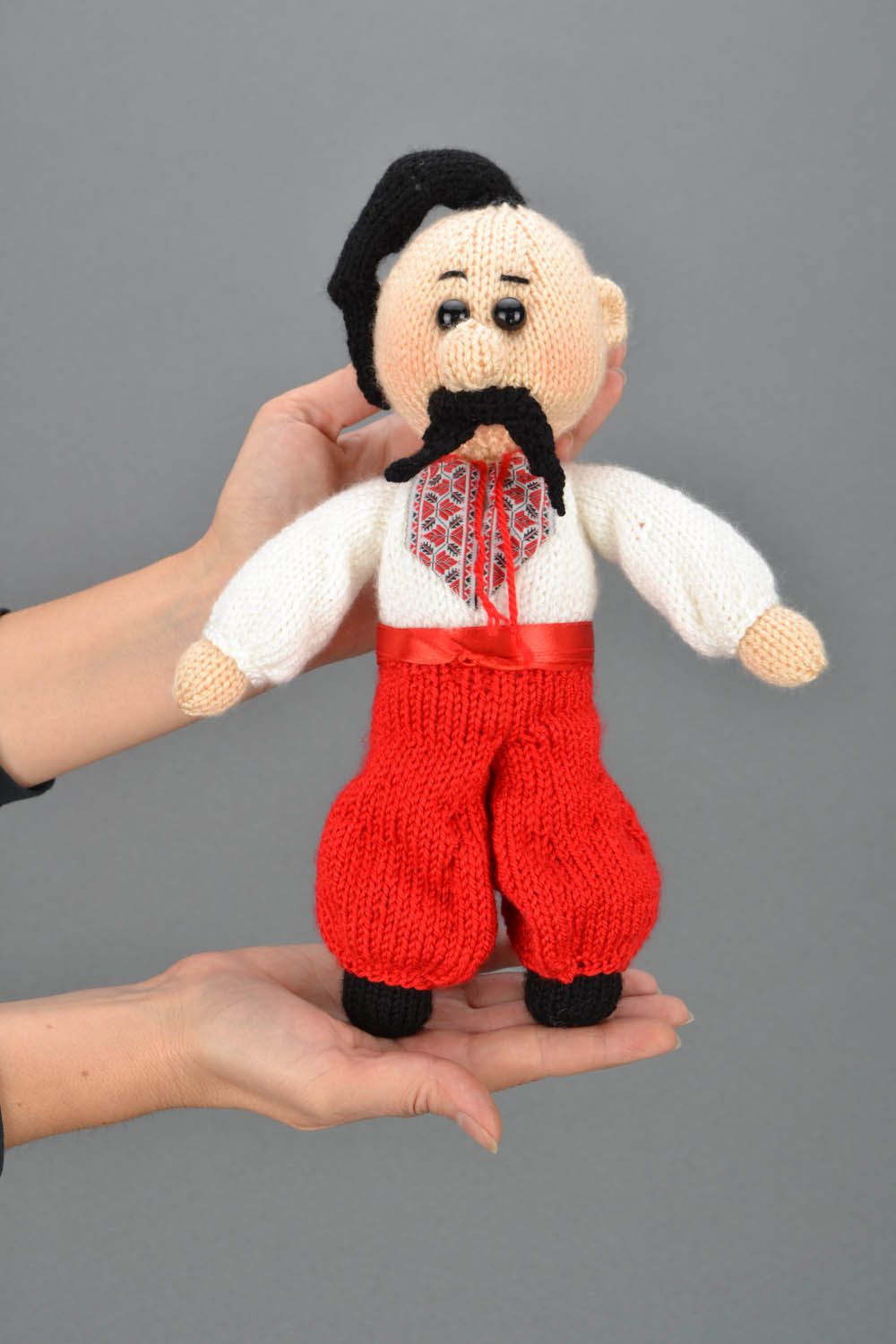 Knitted toy Cossack photo 1