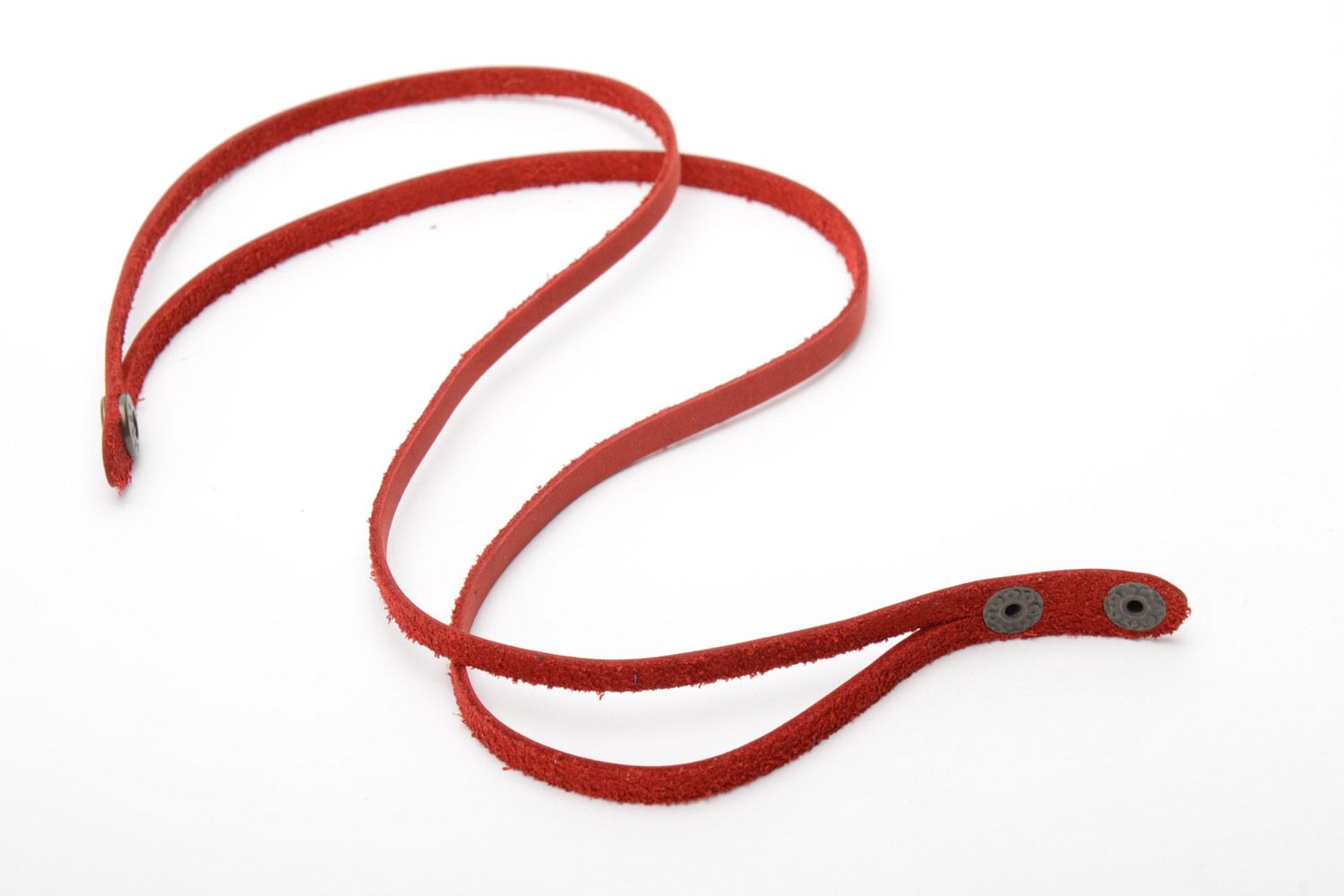 Bracelet multirang en cuir naturel rouge fait main original pour femme photo 4