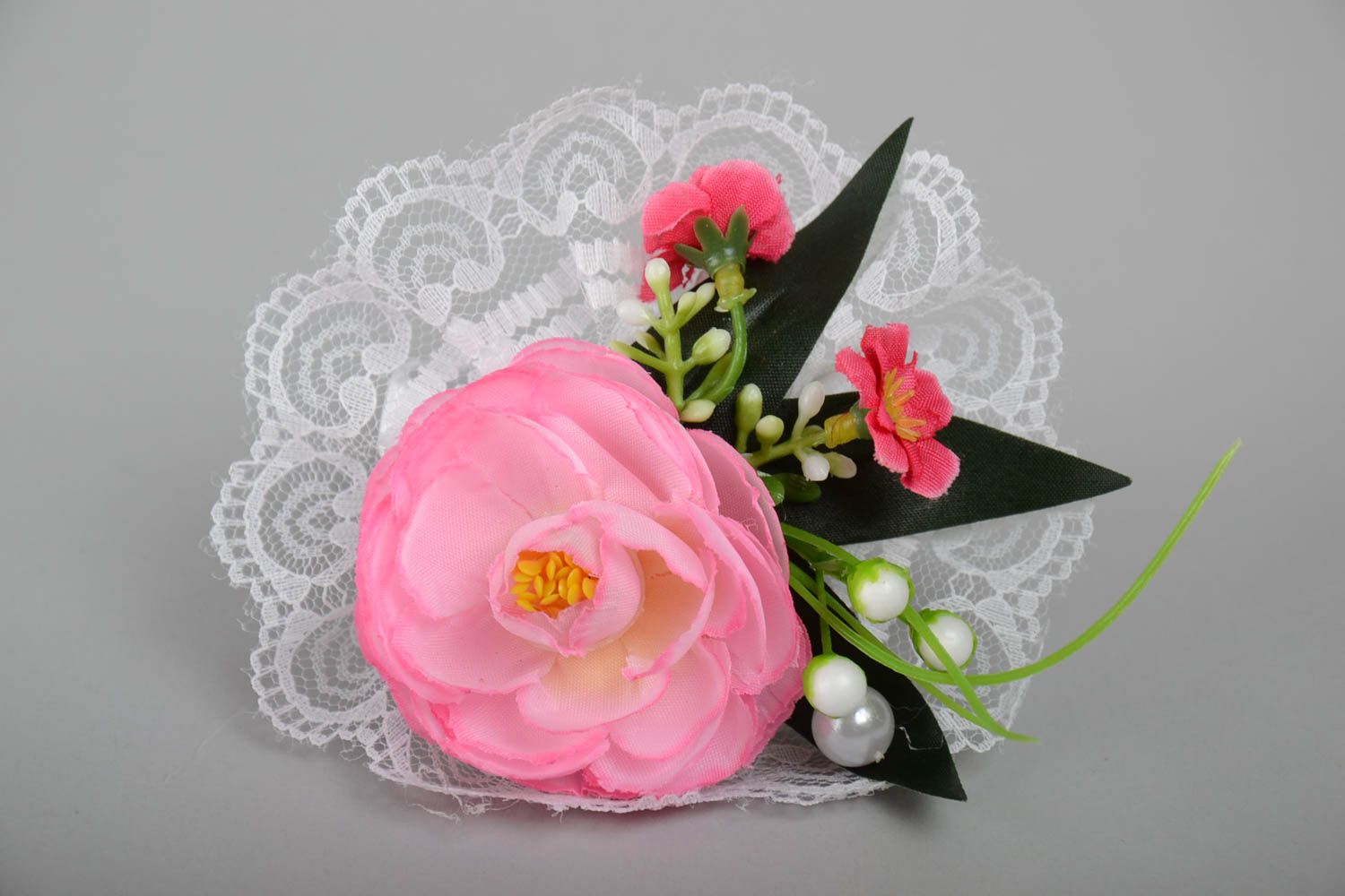 Handmade Hochzeit Armband aus Kunstblumen mit Spitze und Band für Trauzeugin foto 4