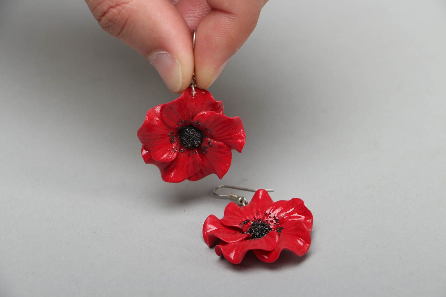 Polymer clay earrings in the shape of red poppies photo 3