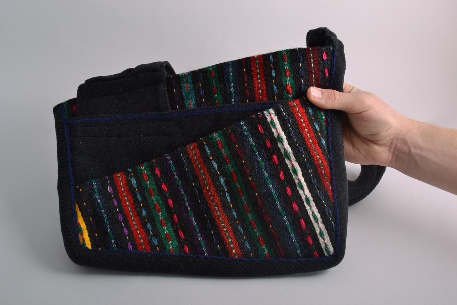 Bolso de lana artesanal con correa larga de estilo casual  foto 5