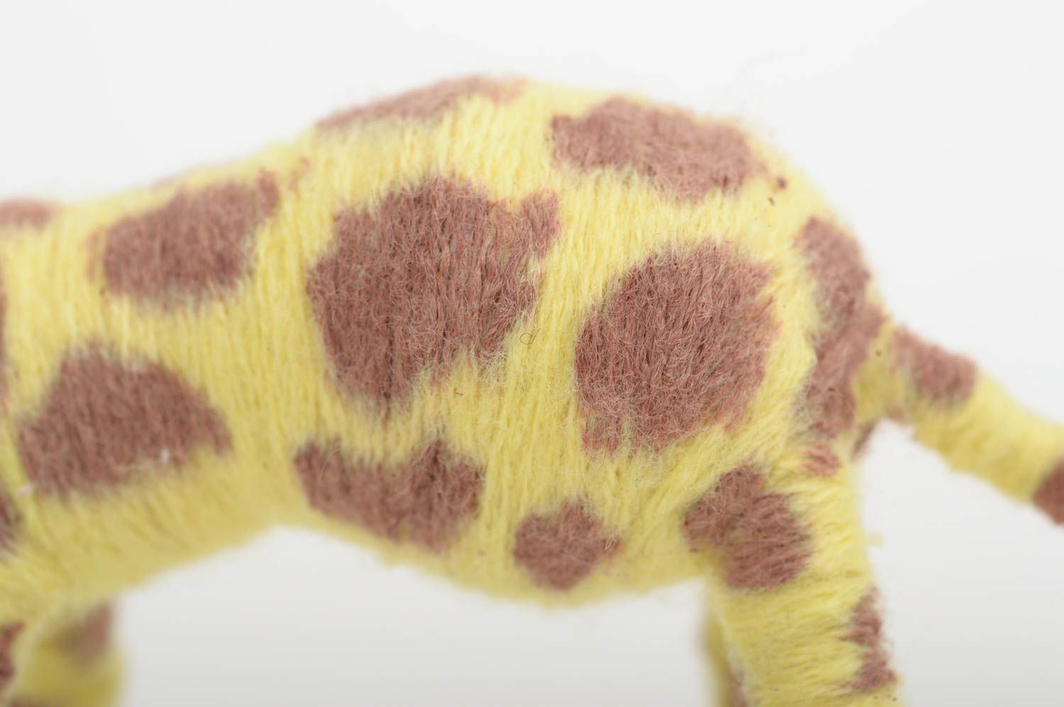 Peluche girafe Jouet fait main en fils synthétiques Cadeau pour enfant photo 4