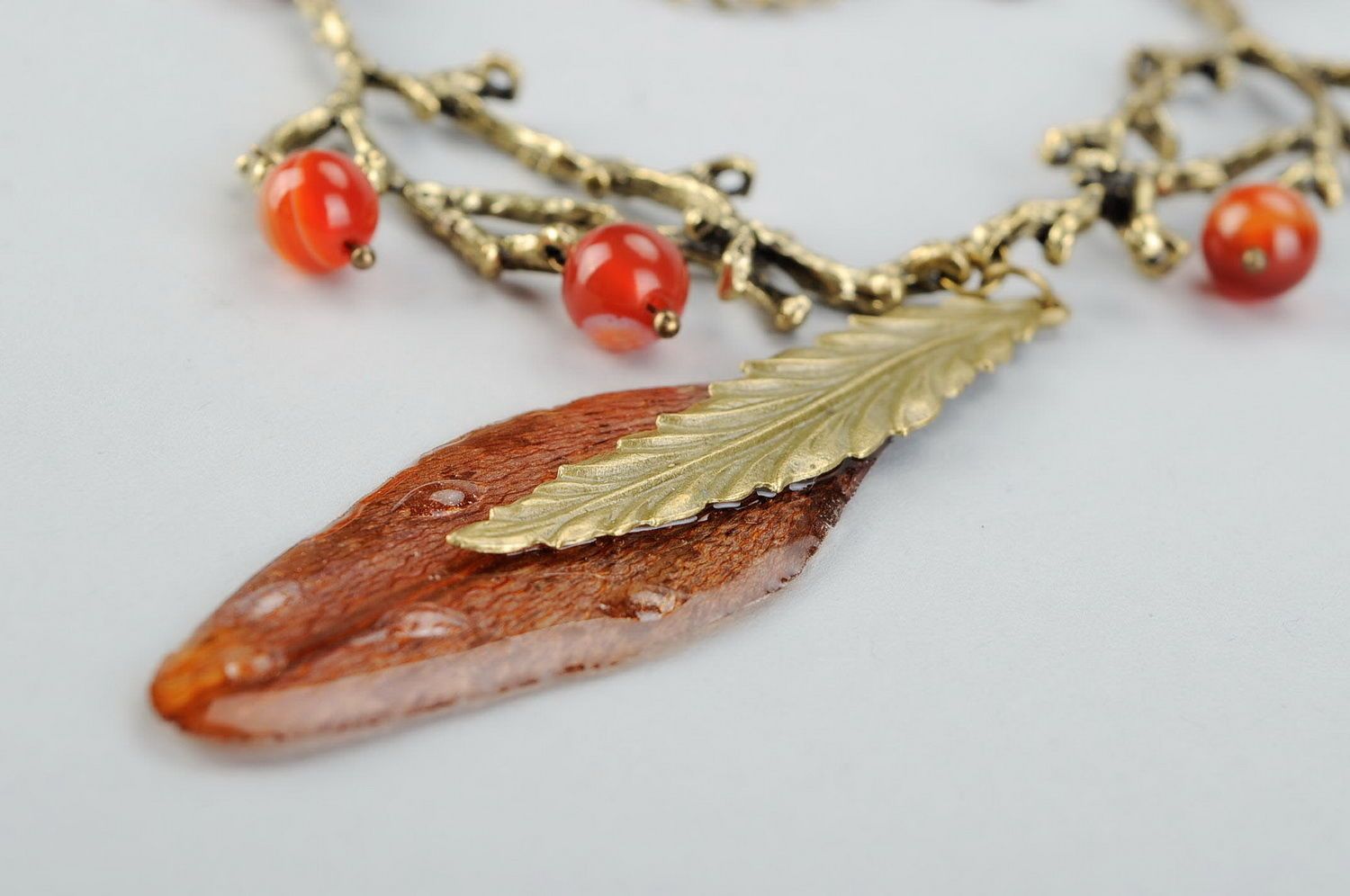Necklace made of lily petals and agate photo 5