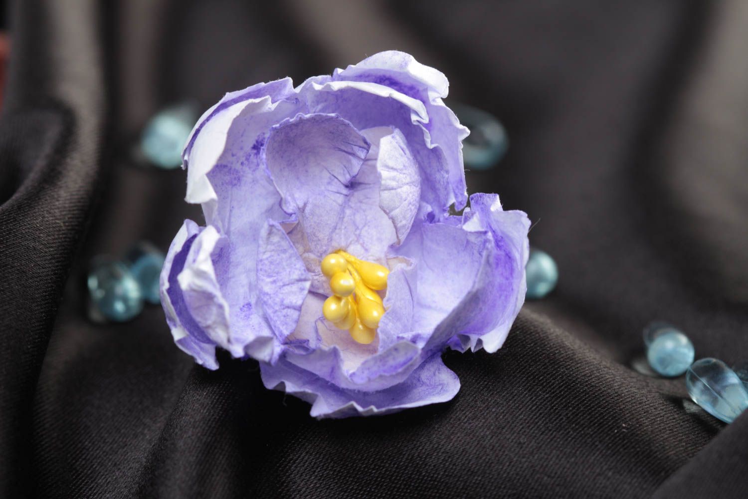 Handgemachte künstliche Blume aus Papier für Scrapbooking lila groß schön foto 1