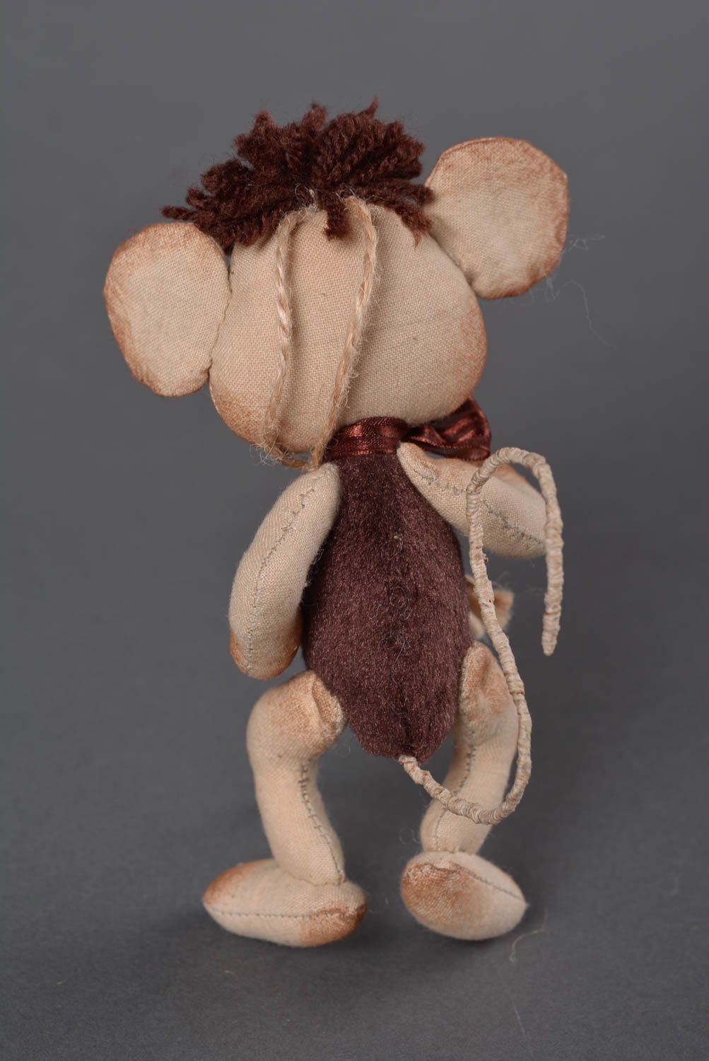 Handmade Stoff Spielzeug Kuscheltier Affe mit Bemalung Geschenk für Kinder  foto 4