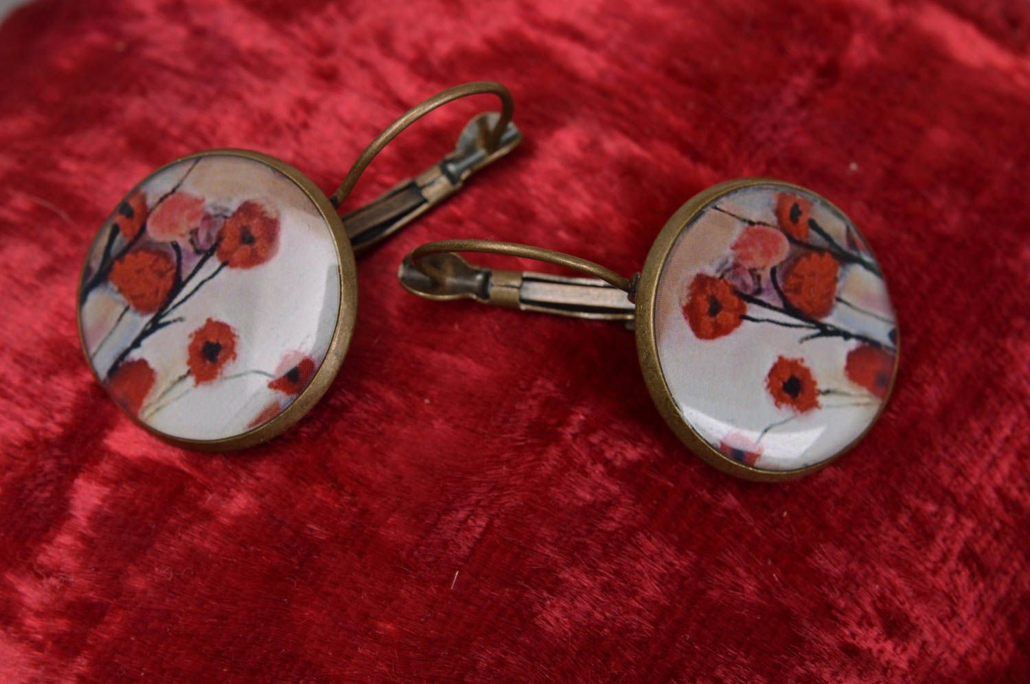 Handmade designer round decoupage earrings in epoxy resin Poppy Flowers photo 3