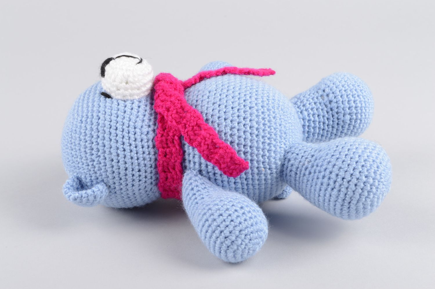 Мягкая игрушка ручной работы игрушка мишка голубой вязаная игрушка из акрила фото 3