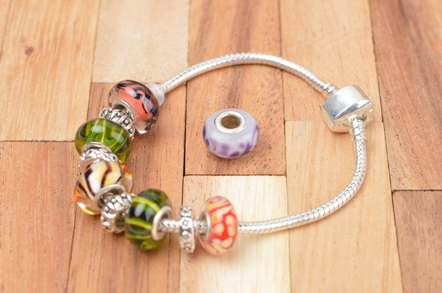 Beautiful handmade glass bead art and craft lampwork glass beads gift ideas photo 4