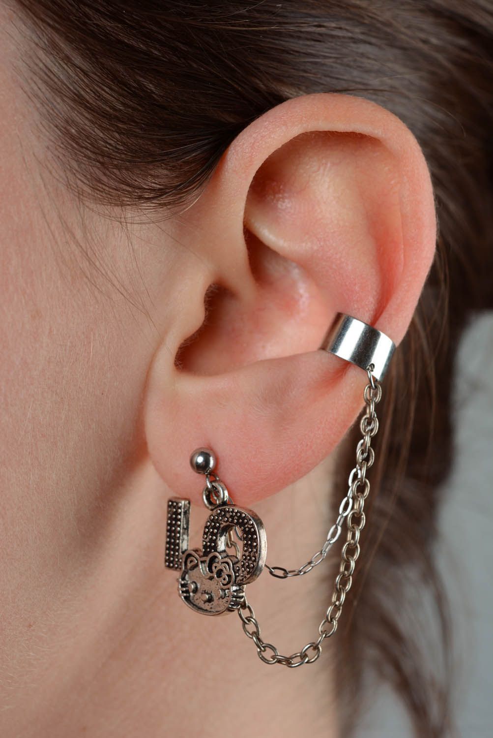 Boucles d'oreilles ear cuff en métal Love photo 3