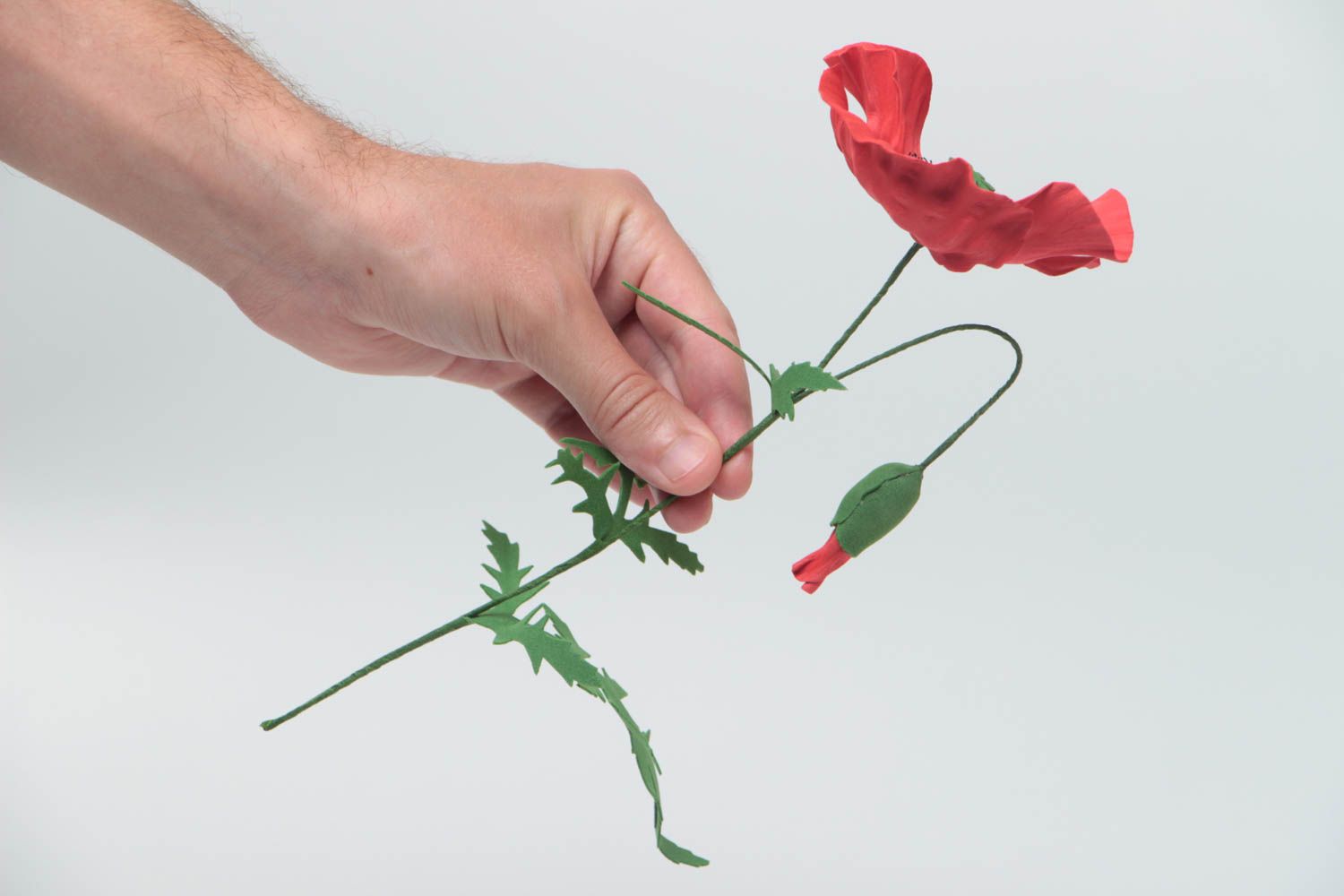 Fleur décorative en foamiran faite main originale en forme de coquelicot rouge photo 5