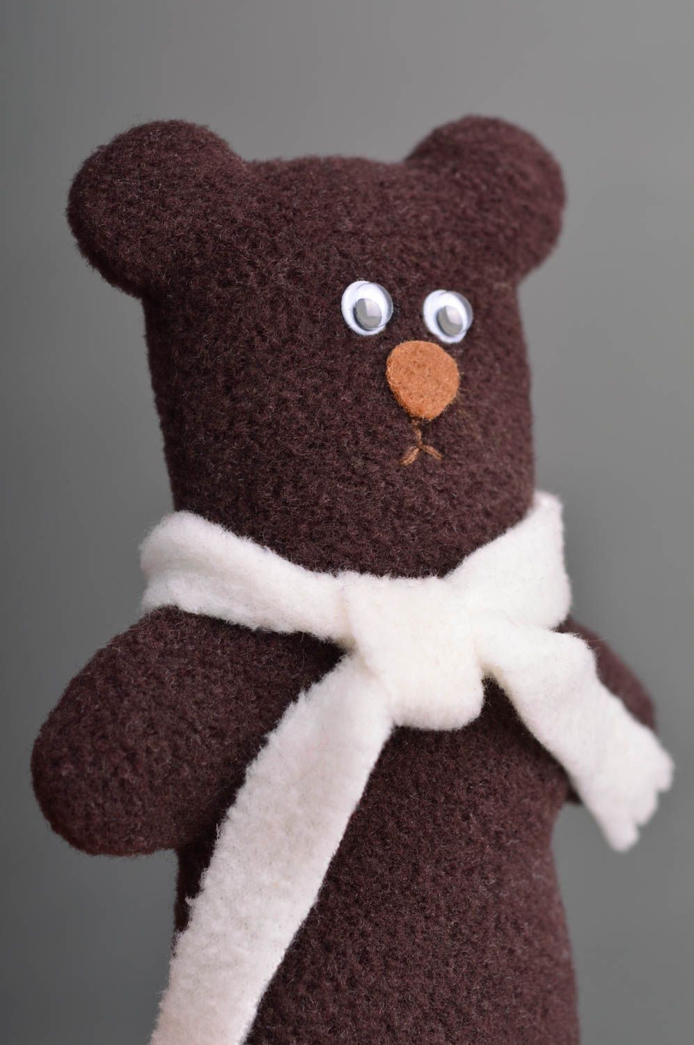 Kuscheltier Bär aus Stoff braun schön klein interessant lustig handgefertigt foto 5
