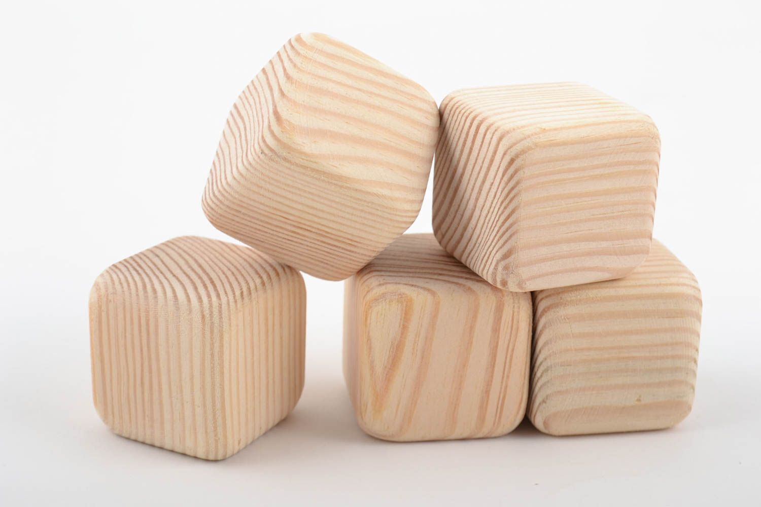 Wooden handmade cubes for painting made of pine without patterns 5 pieces  photo 3