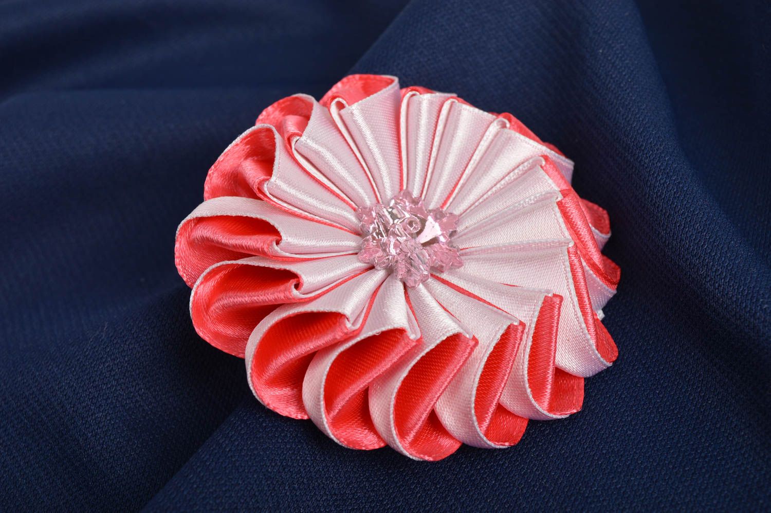 Stylish handmade hair clip designer hair accessories kanzashi flower ideas photo 1