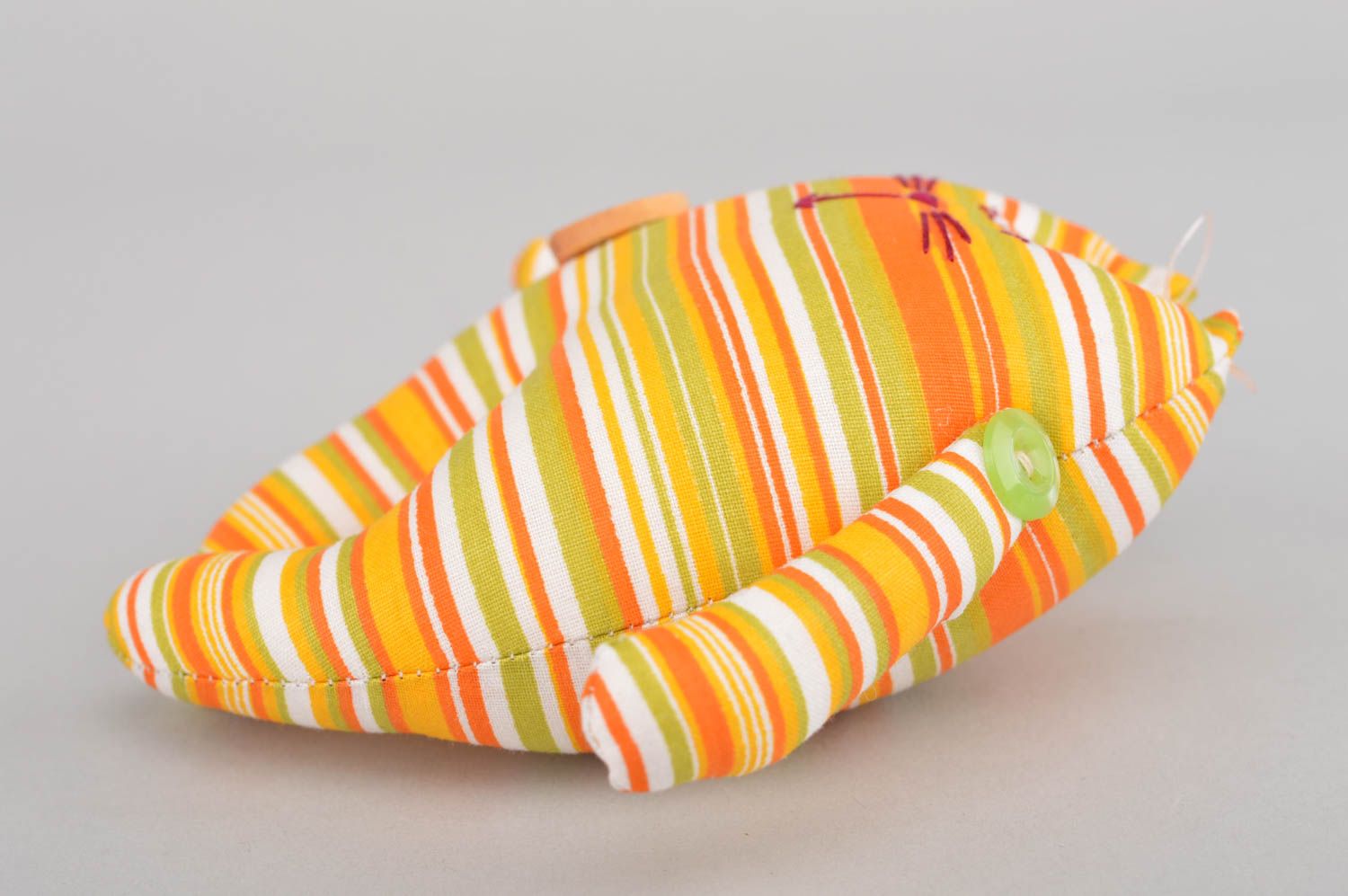 Тканевая игрушка котик полосатый разноцветный ручной работы детская красивая фото 4