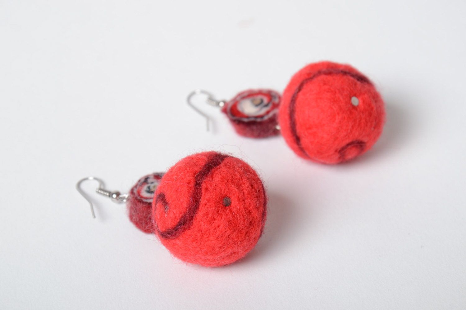 Handmade red natural wool ball earrings women's designer accessory photo 4