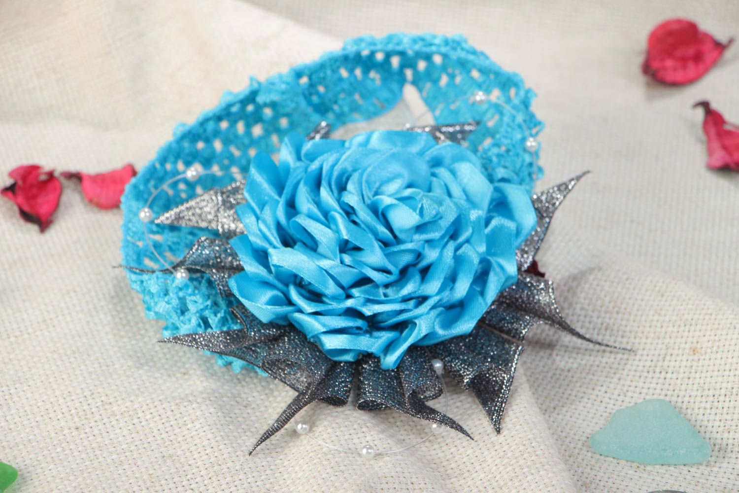 Bandeau cheveux bleu avec fleur beau éclatant fait main technique kanzashi photo 1