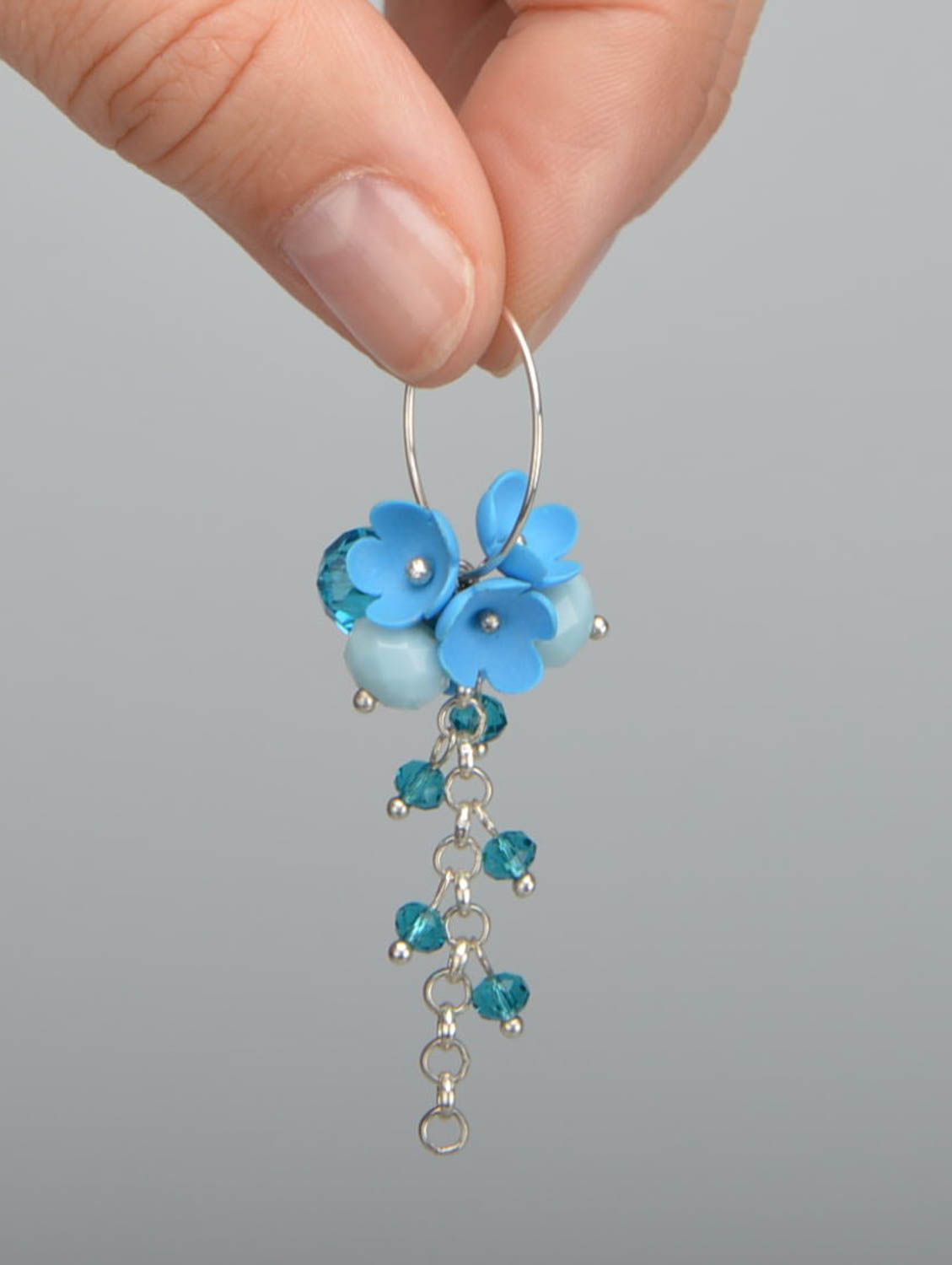 Boucles d'oreilles fleurs Bijou fait main pâte polymère bleu clair Cadeau femme photo 5