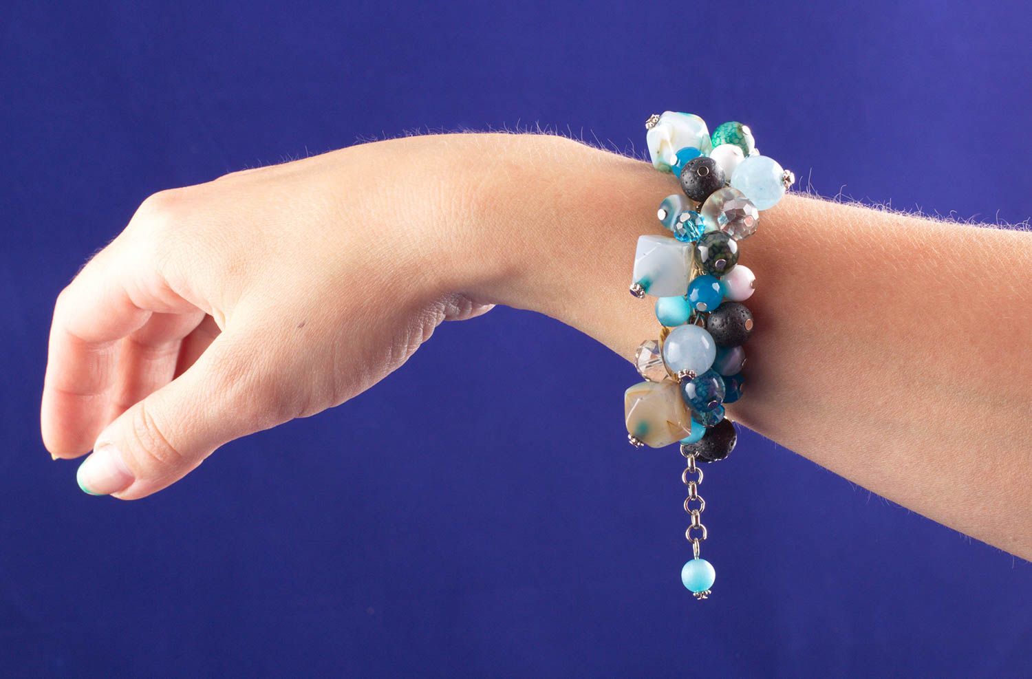 Handmade blaues Armband mit Steinen Achat Designer Schmuck Frauen Accessoire foto 5