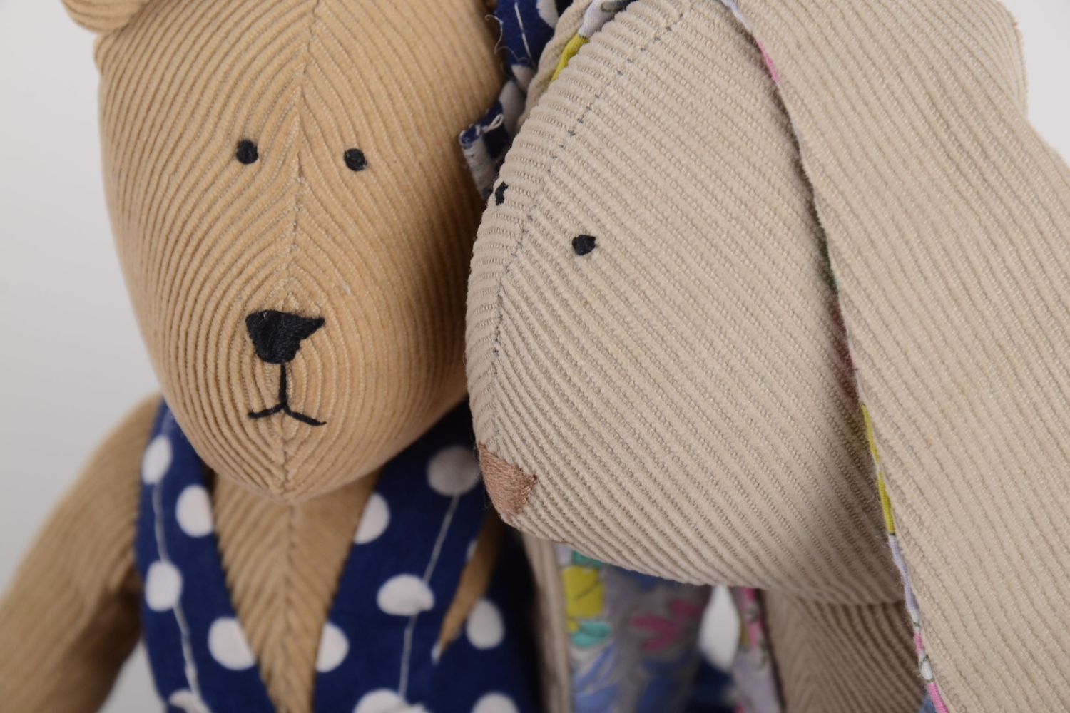 Stoff Tiere handmade Hase Stofftier Plüsch Bär originelles Geschenk für Kinder foto 3