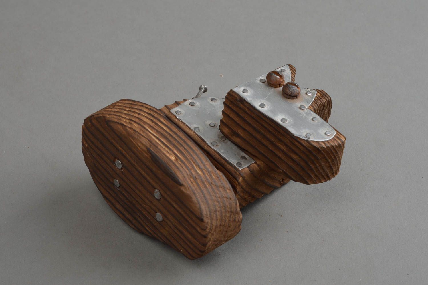 Lustige Mini schöne künstlerische Statuette aus Holz für Dekor Hund handmade foto 4