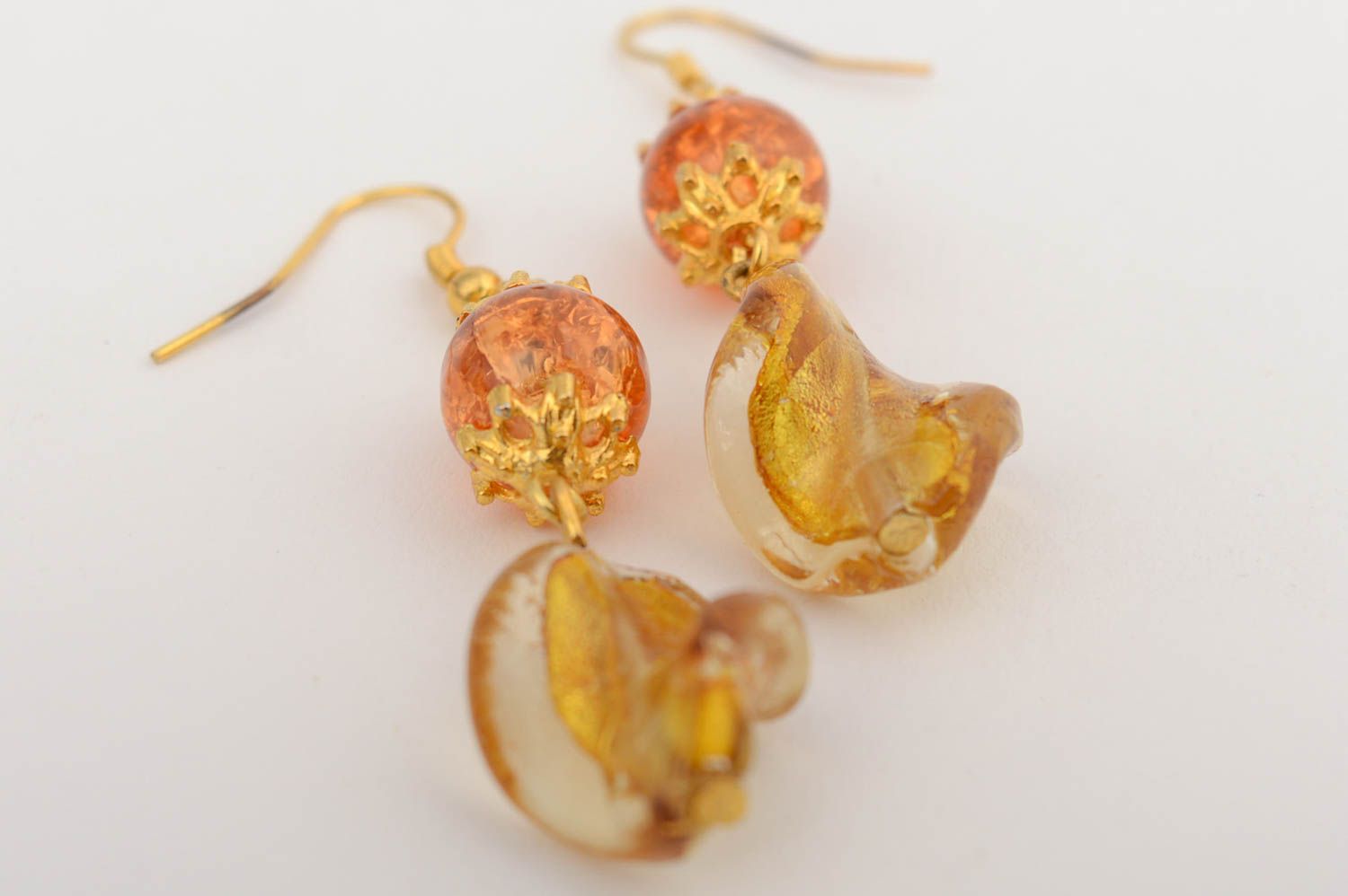 Boucles d'oreilles en verre de Venise pendantes faites main orange élégantes photo 4