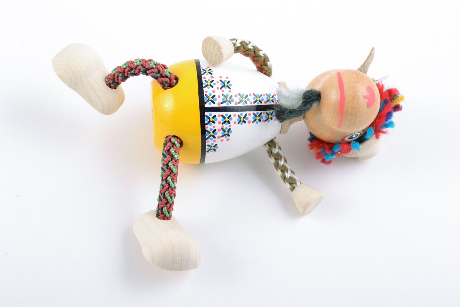 Деревянная игрушка козлик ручной работы с росписью детская маленькая симпатичная фото 4