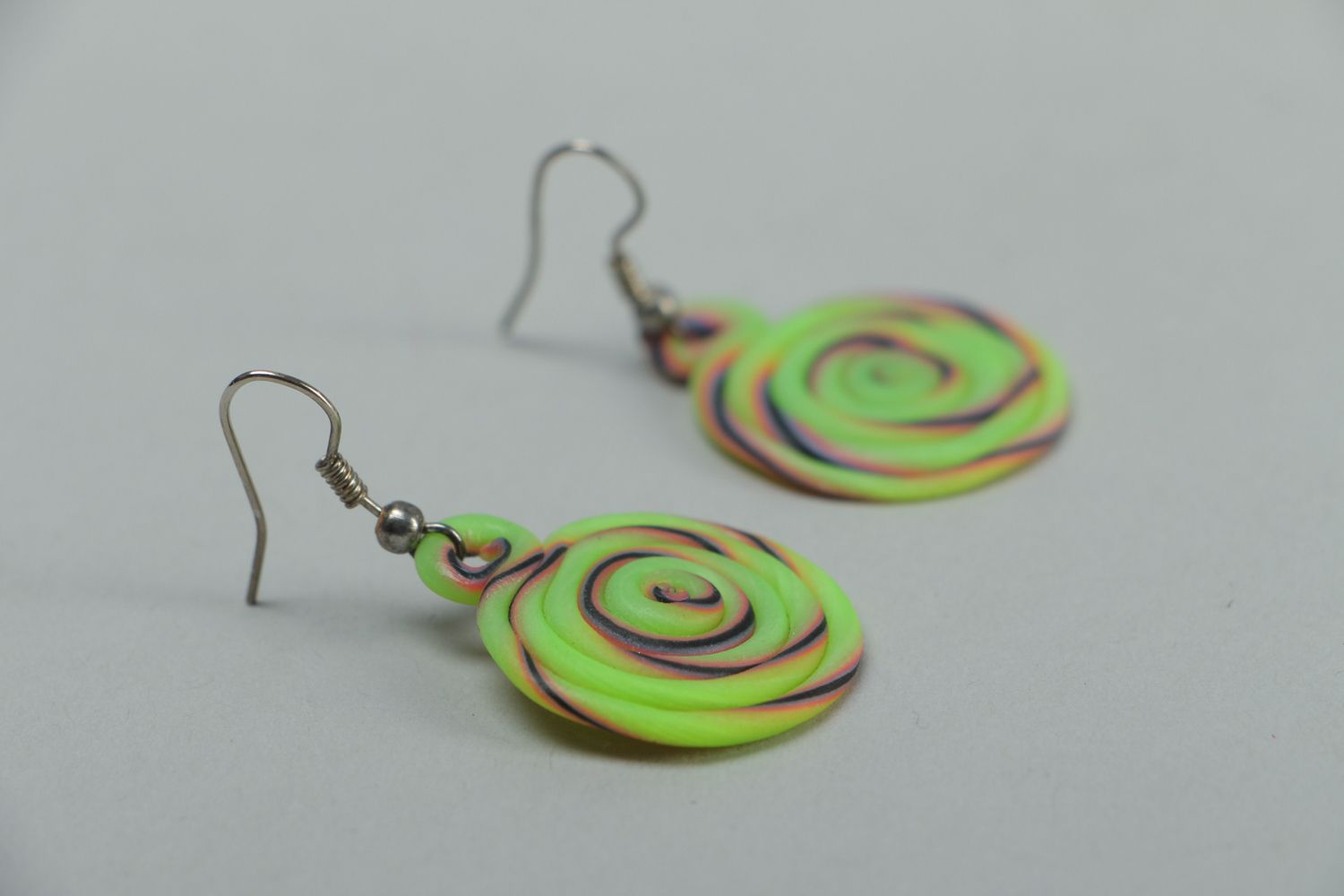 Green polymer clay round earrings photo 2