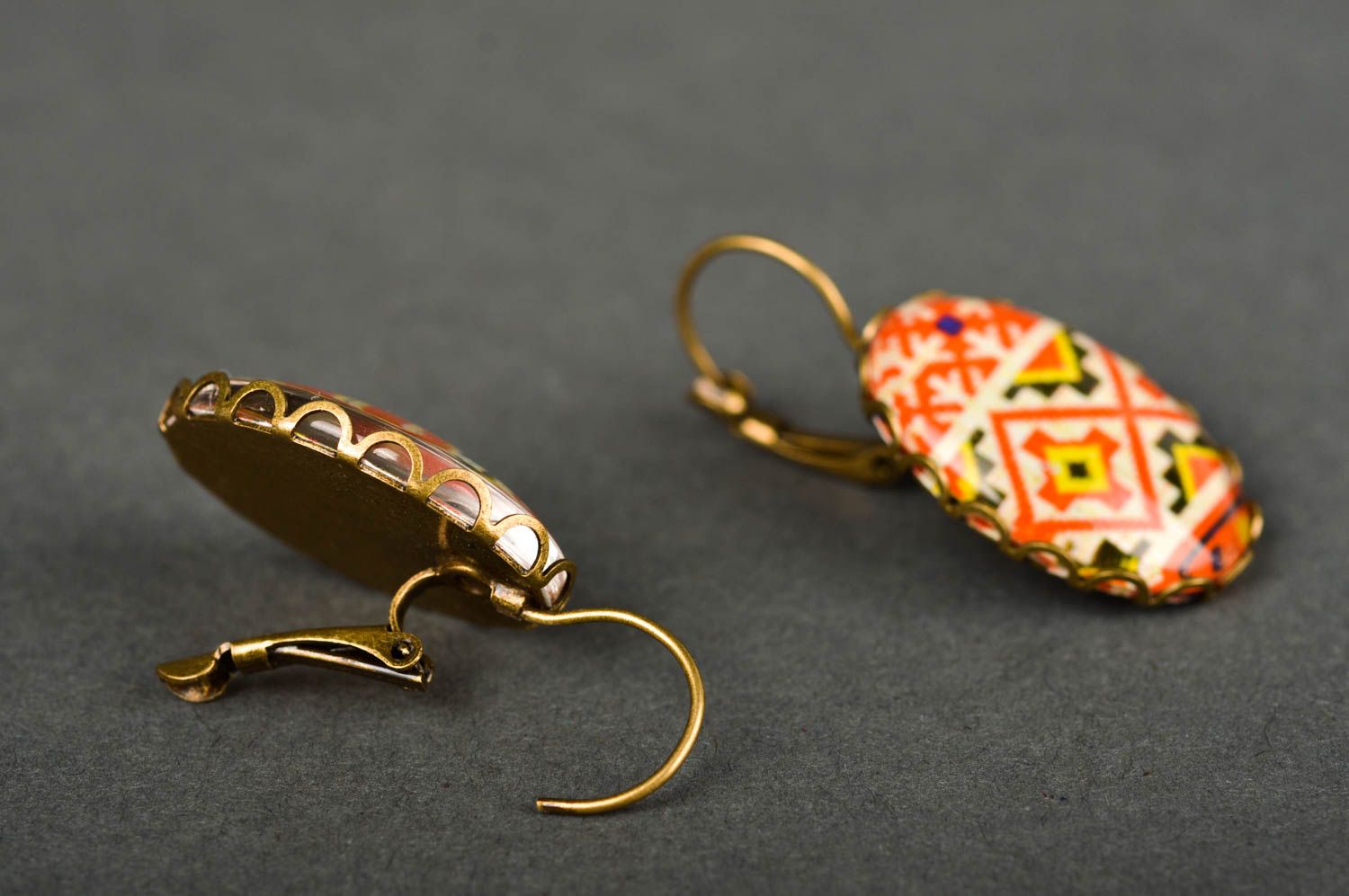 Cabochon earrings handmade designer earrings with print round-shaped earrings photo 3