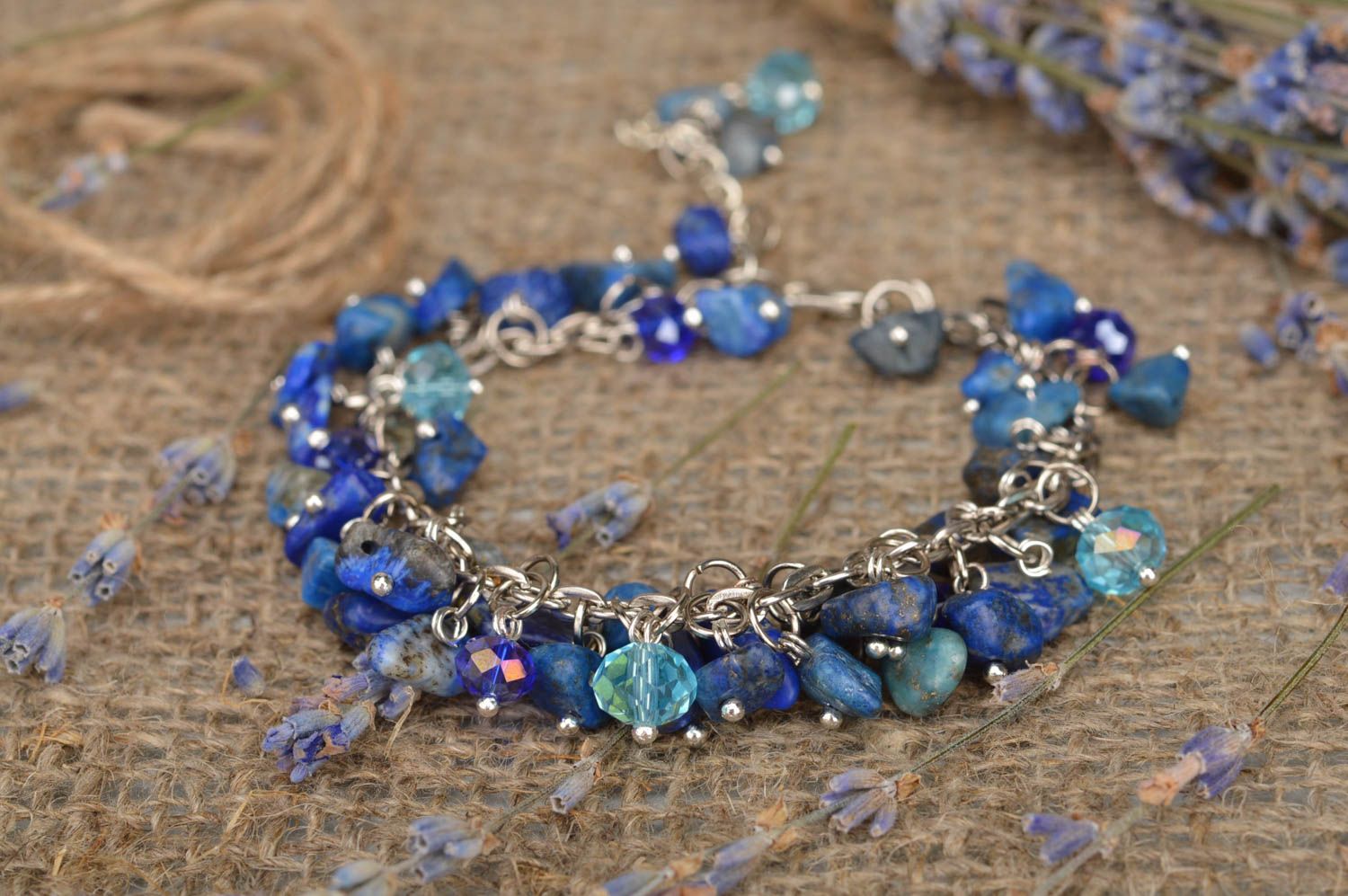 Bracelet bleu Bijou fait main élégant en perles fantaisie Cadeau pour femme photo 1