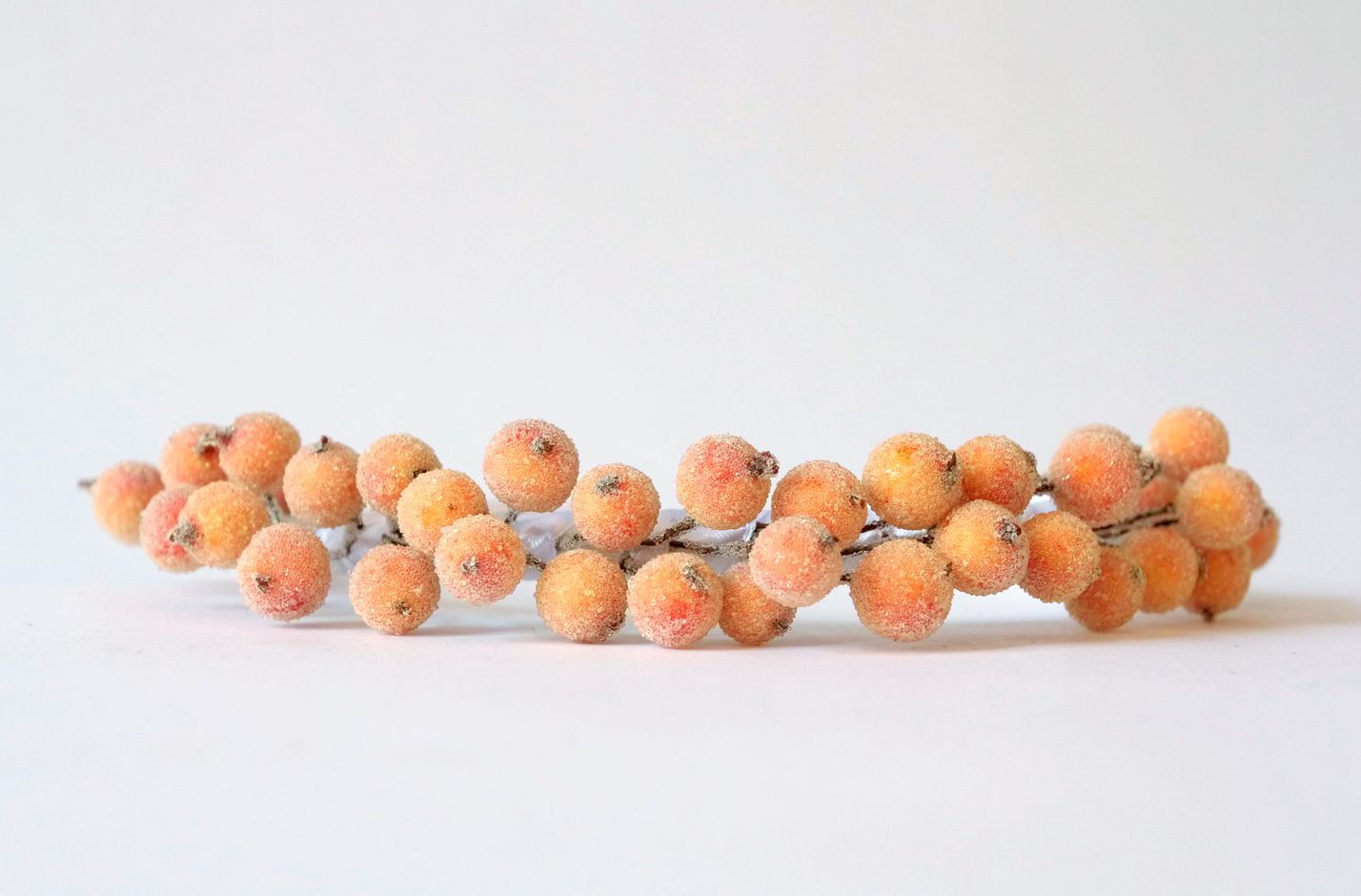 Beige Haarreif mit Perlen Beeren im Zucker foto 3