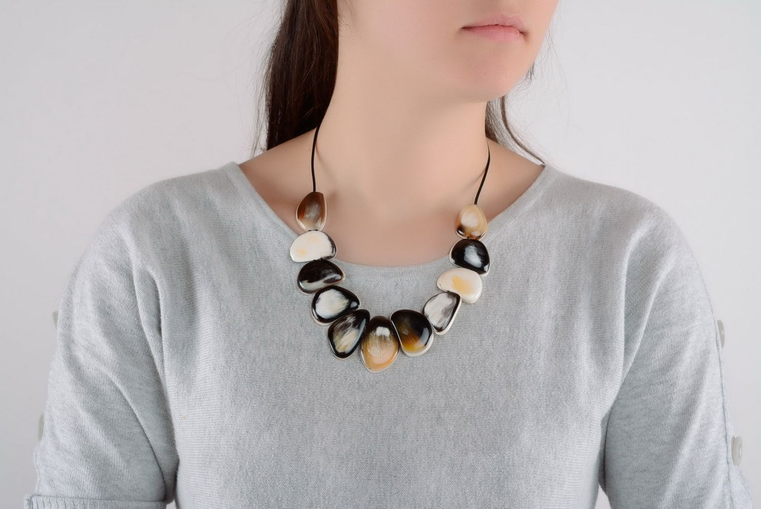 Necklace made of horn  photo 1