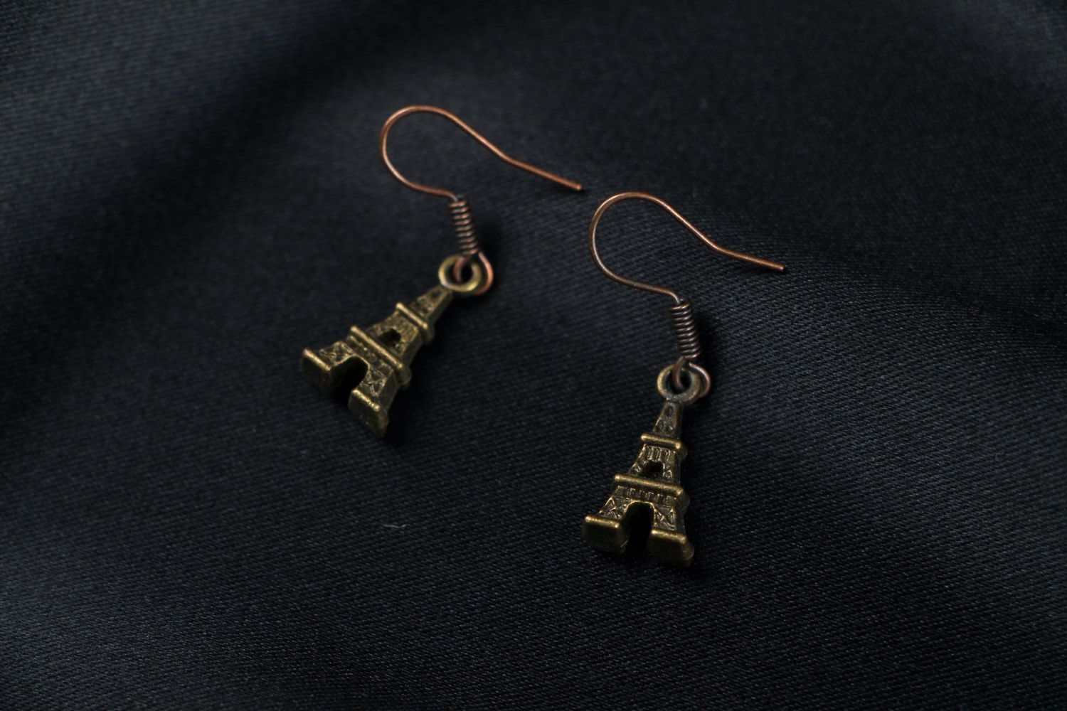 Eiffelturm Ohrringe aus Metall foto 1