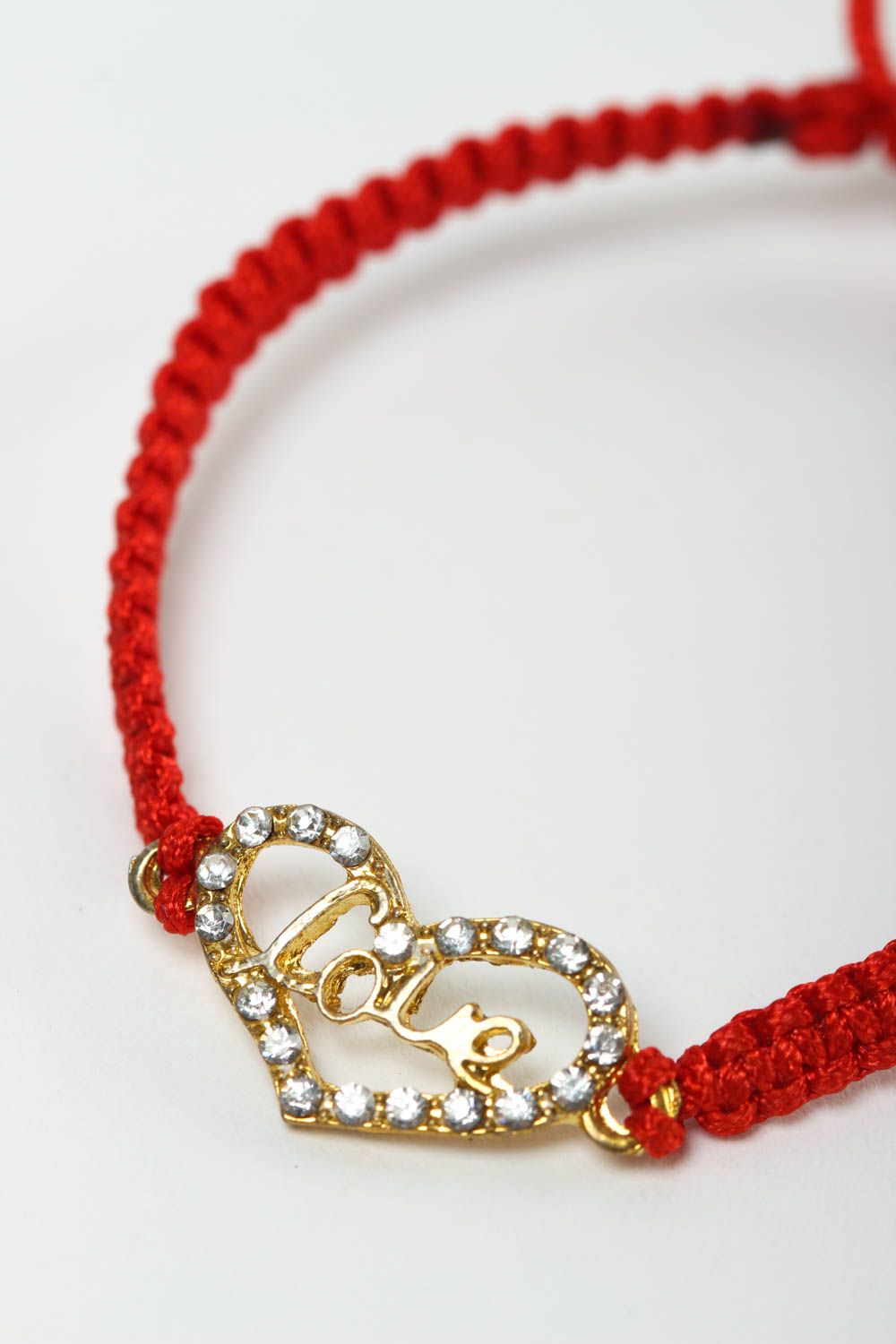 Bracelet en fils Bijou fait main design de créateur rouge Accessoire femme photo 3