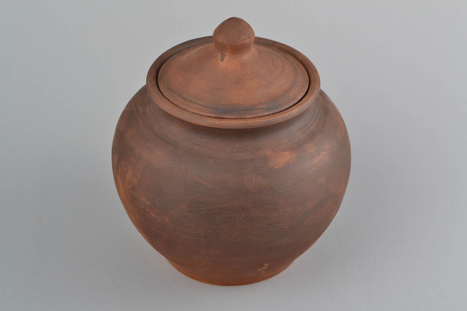 Handmade dark brown ceramic pot with lid for baking for 1.8 l in ethnic style photo 3