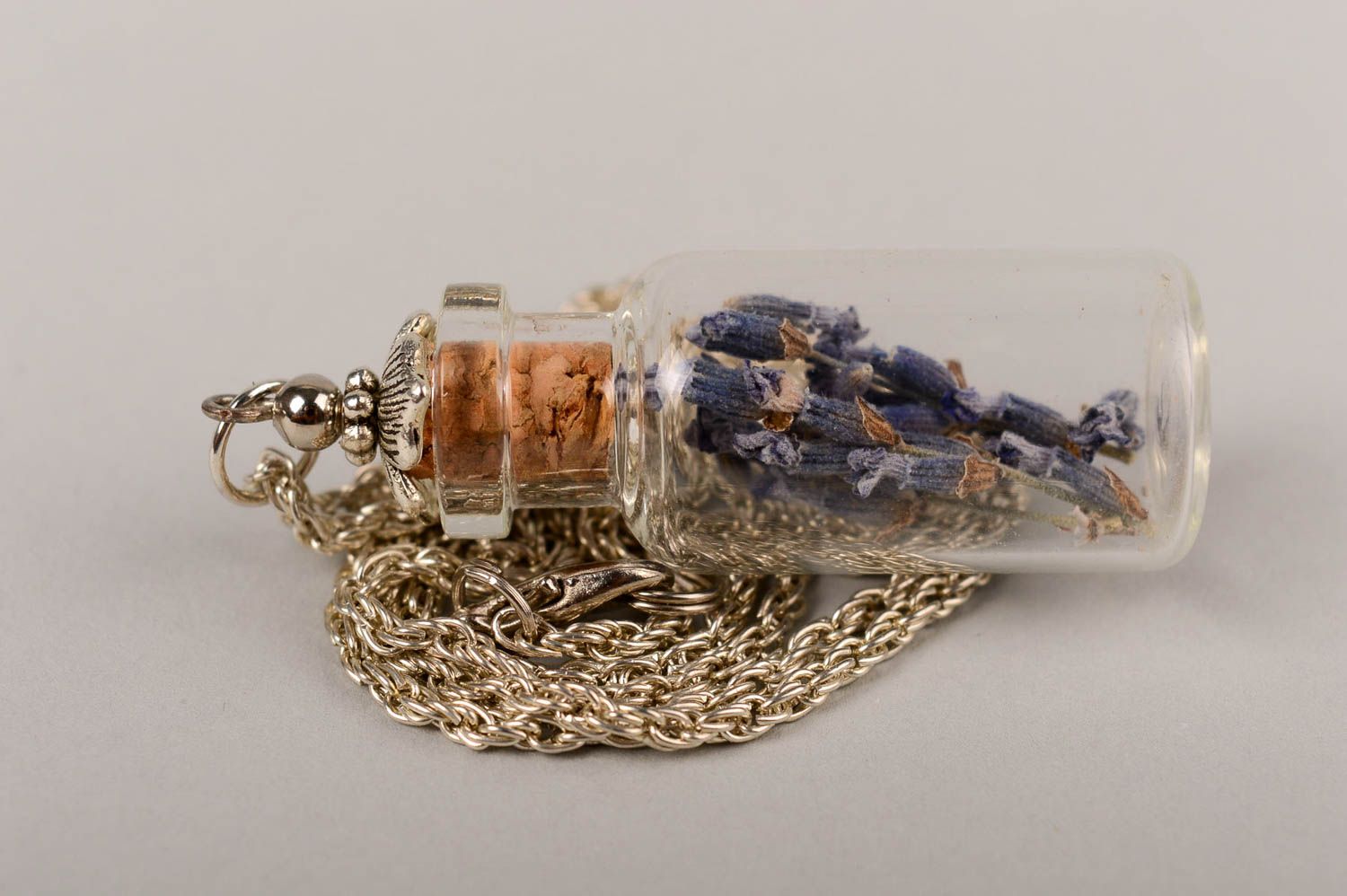 Stylish handmade glass pendant glass art fashion trends womens jewelry designs photo 3