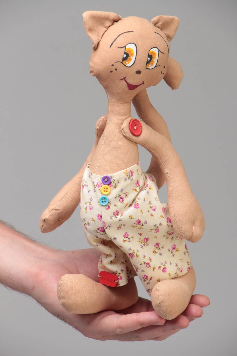 Мягкая игрушка из ткани ручной работы с росписью красками Веселый кот детская фото 5
