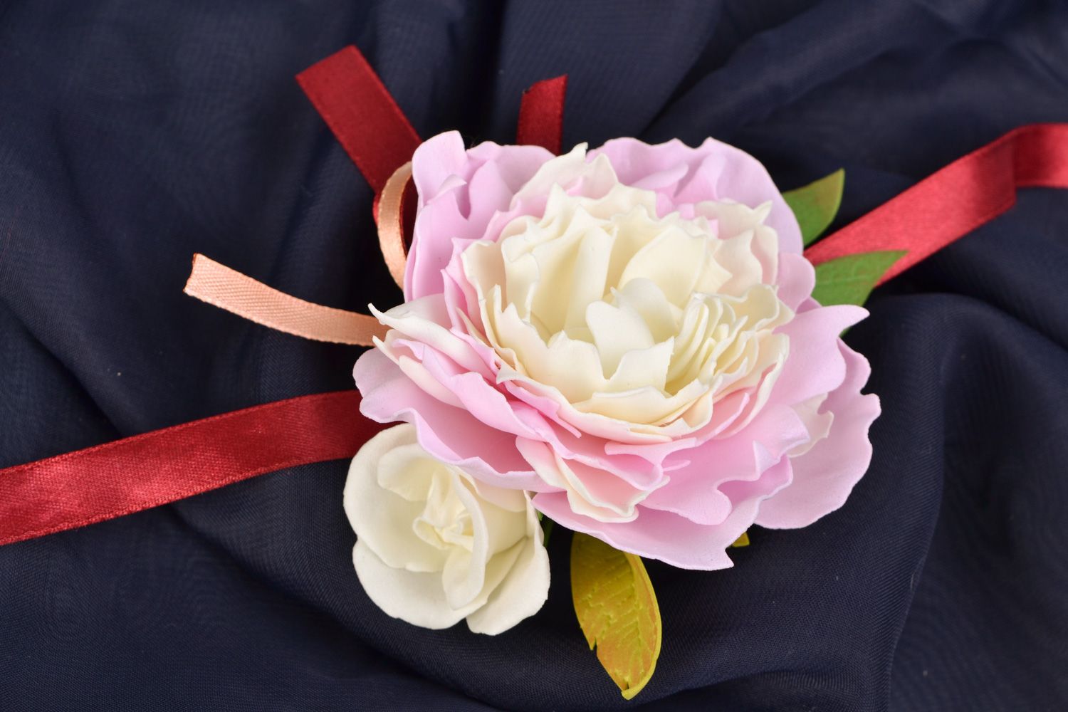 Grand corsage poignet de mariage en foamiran rose et blanc Pivoine et rose photo 1