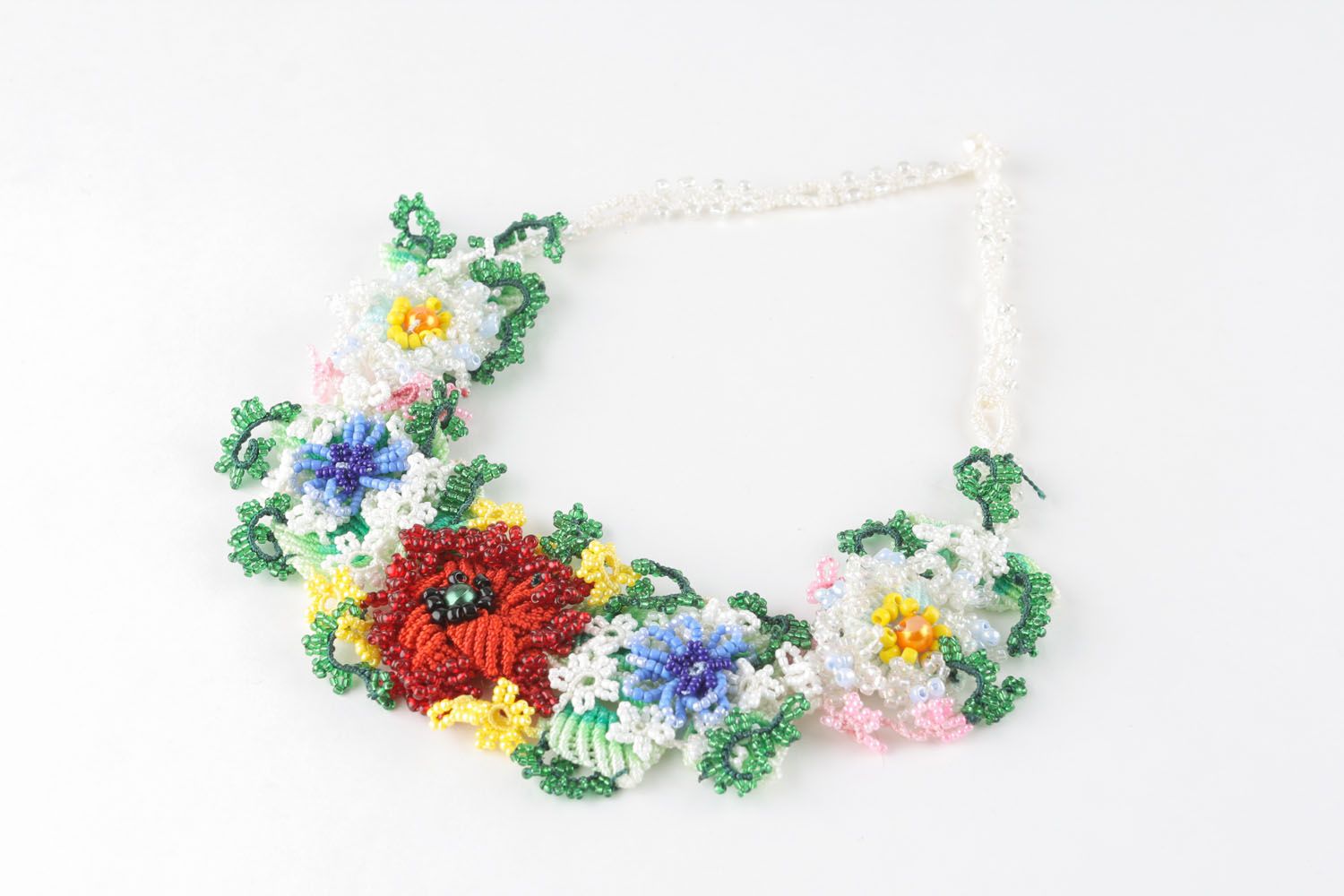 Collar artesanal de flores foto 4