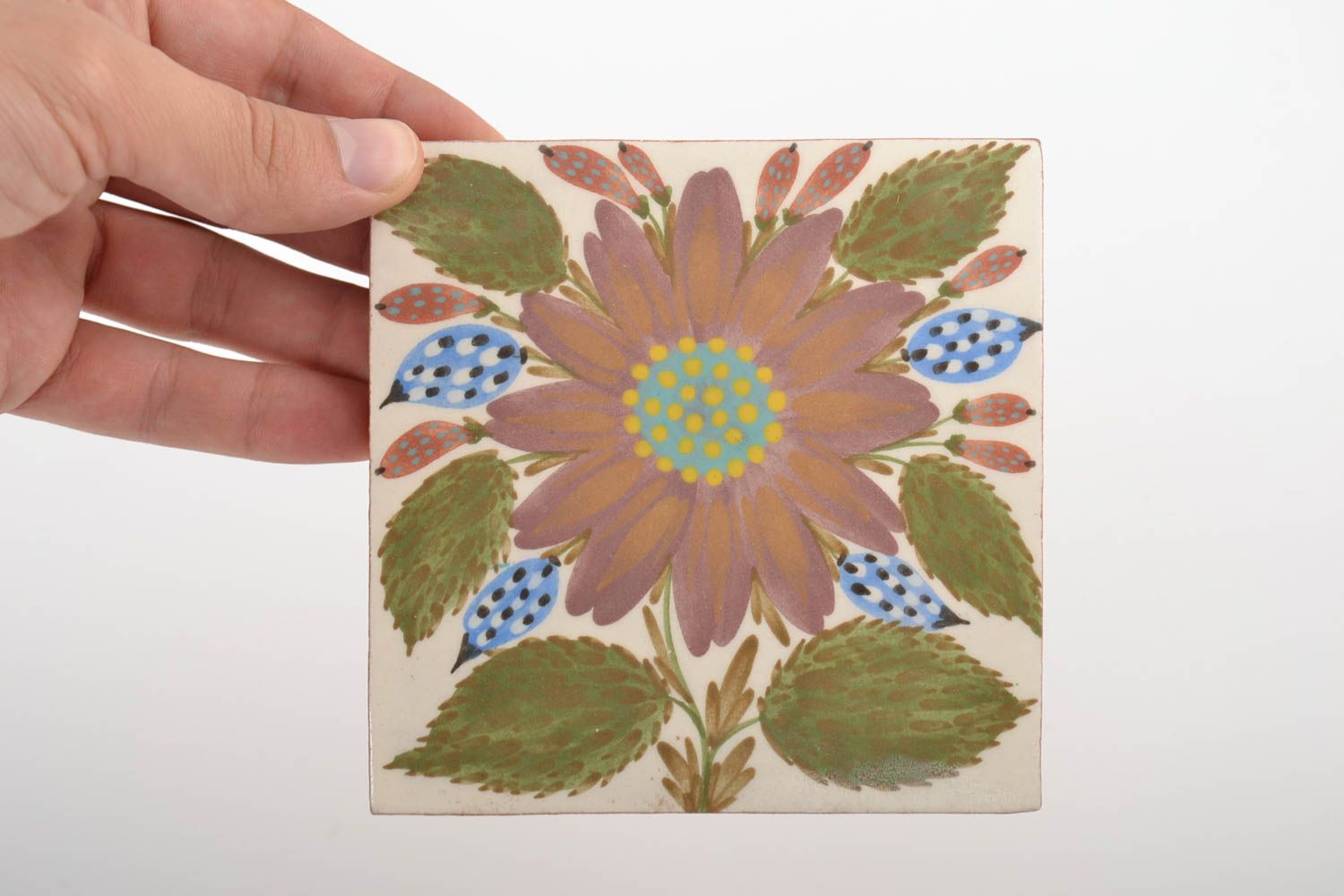 Handmade dekorative Wandplatte aus Ton quadratisch mit Bemalung mit Blumenmuster foto 2