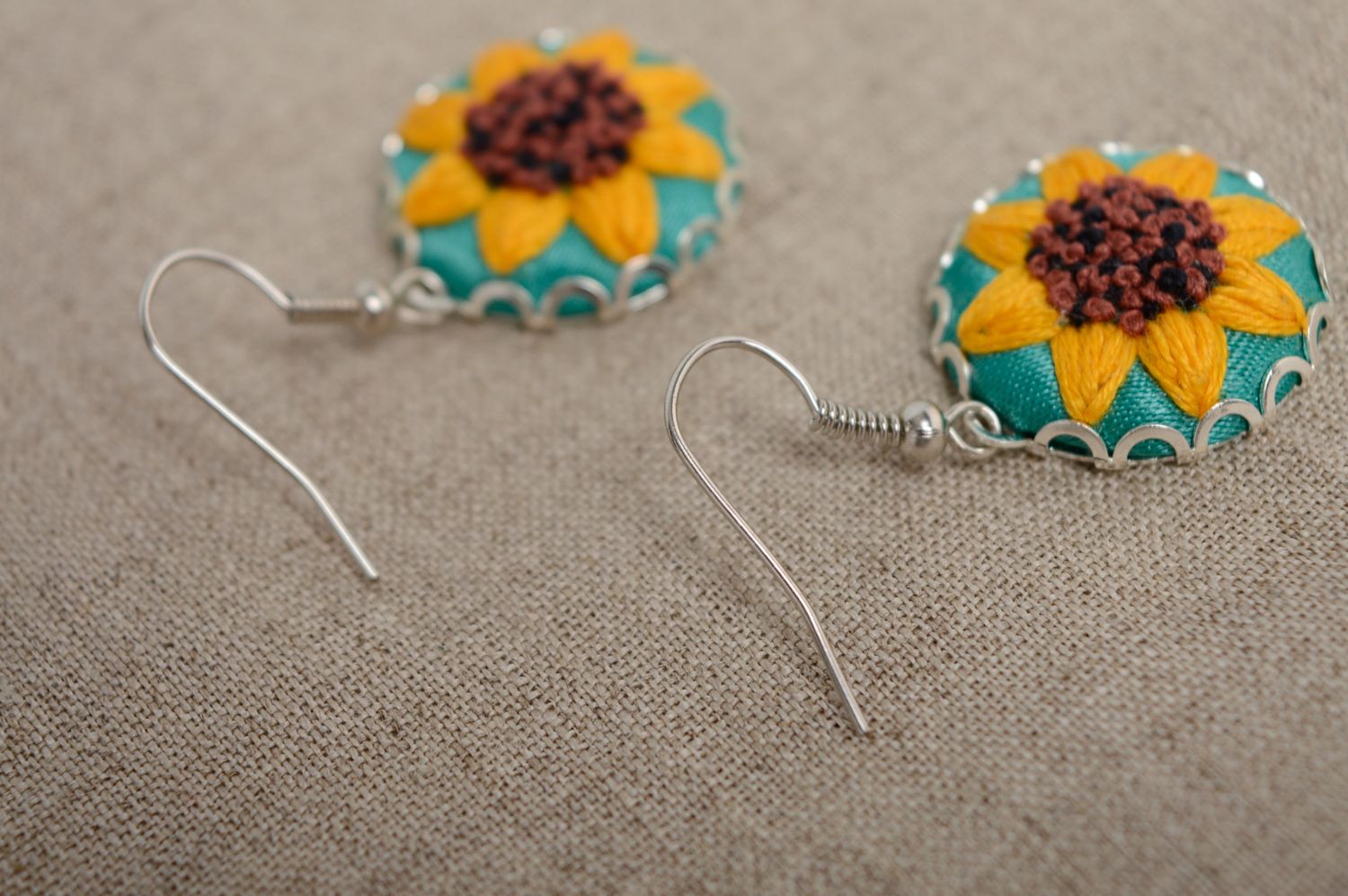 Rococo embroidered dangle earrings Sunflowers photo 2