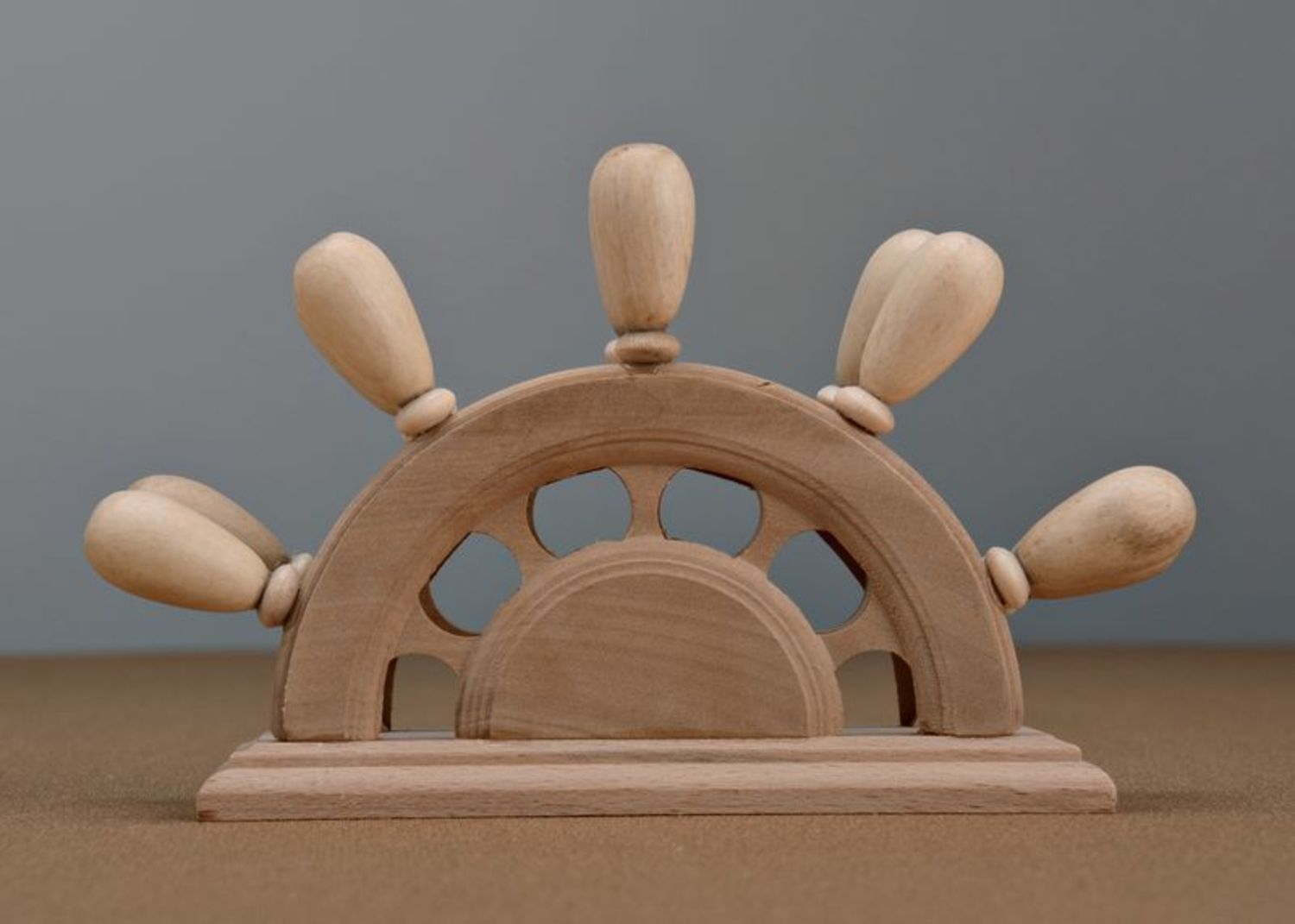 Wooden napkin holder Steering wheel photo 3
