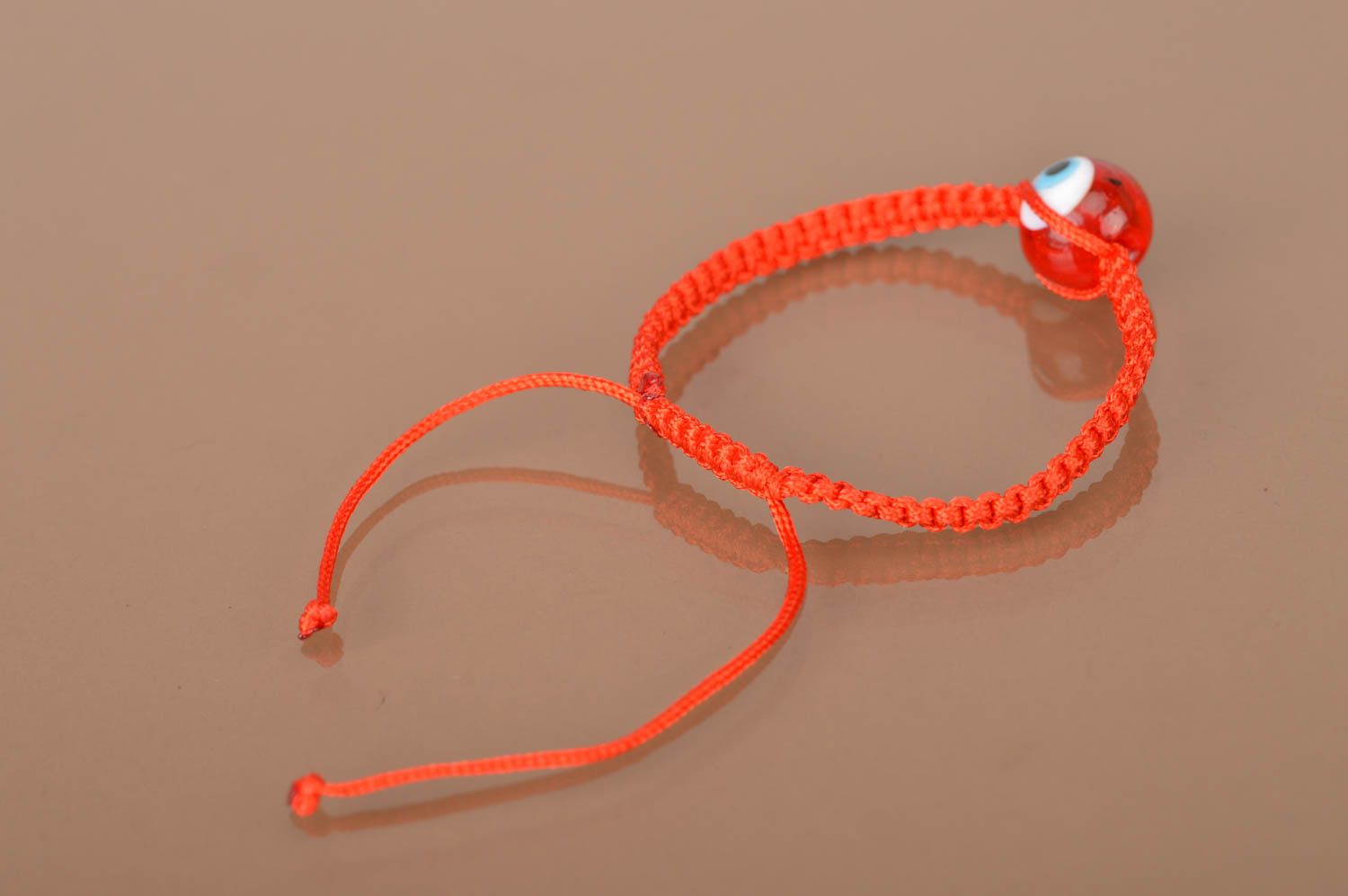 Bracelet tressé rouge en lacet ciré fait main avec perle-œil bijou mode photo 5