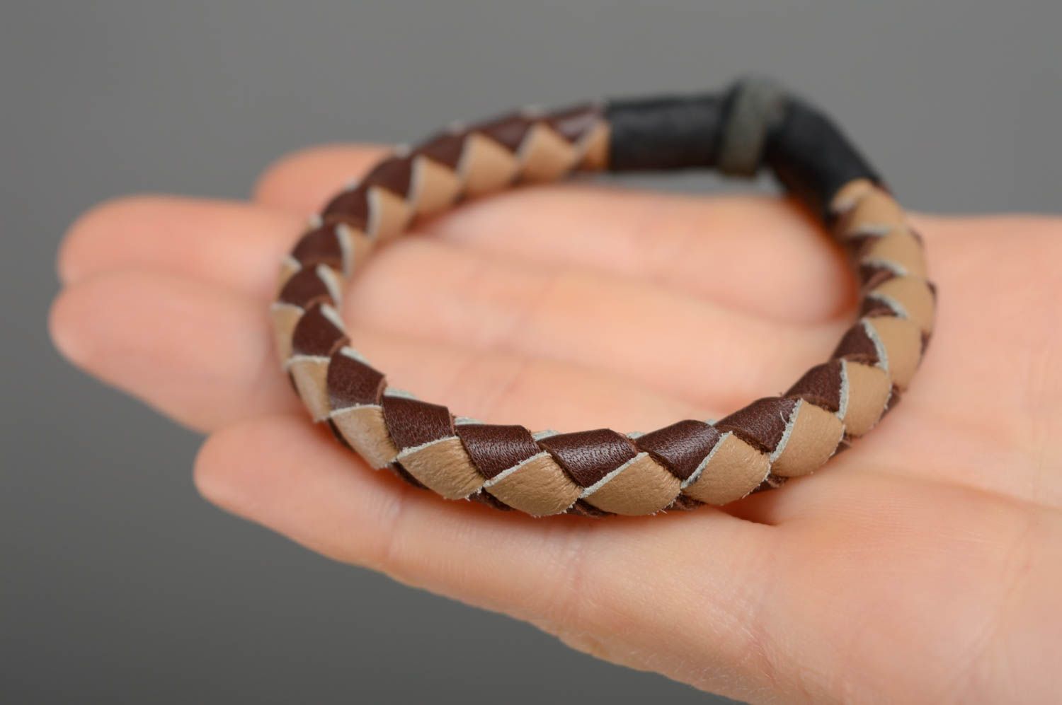 Thin genuine leather bracelet photo 4