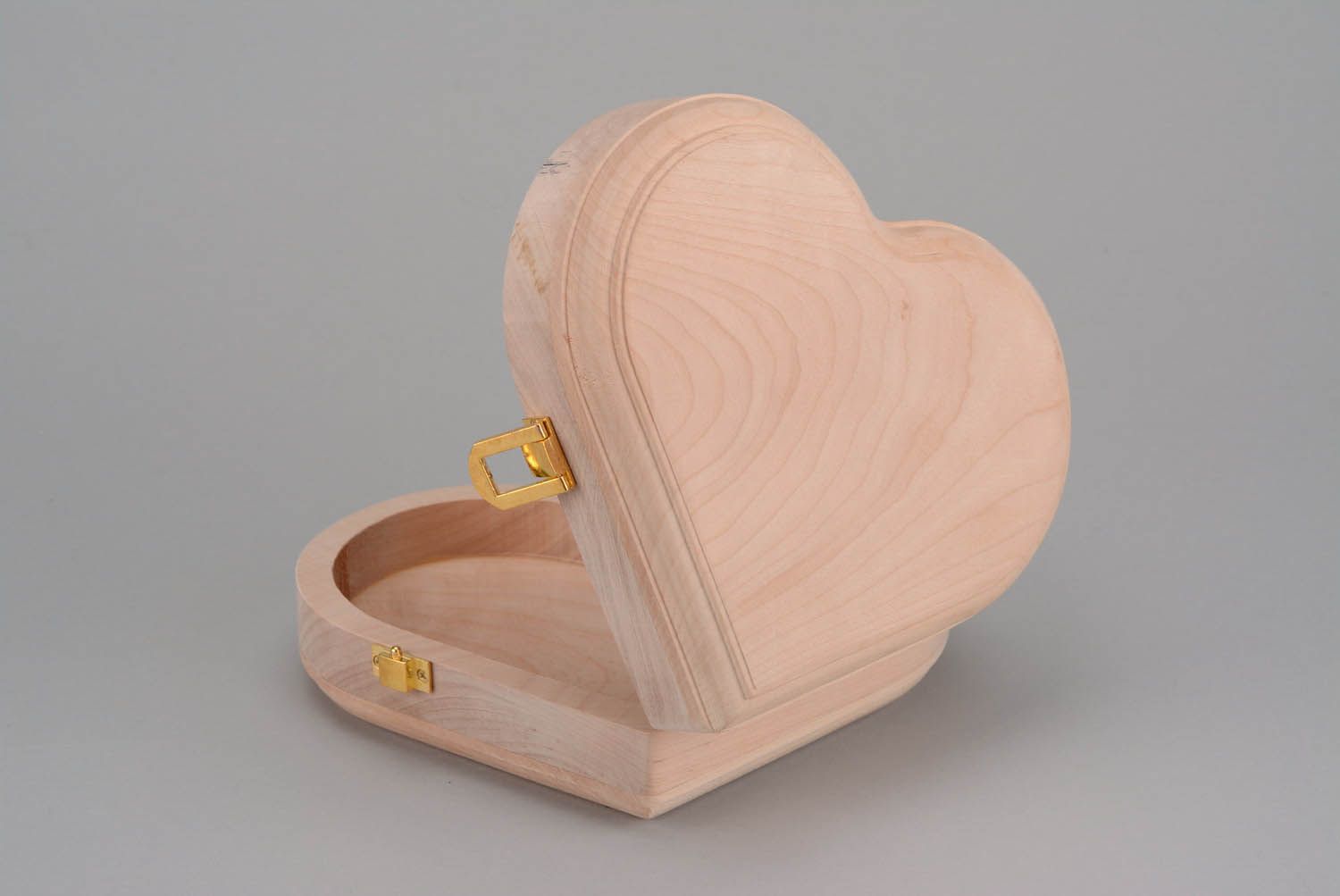 Caja para decorar en forma de corazón foto 5