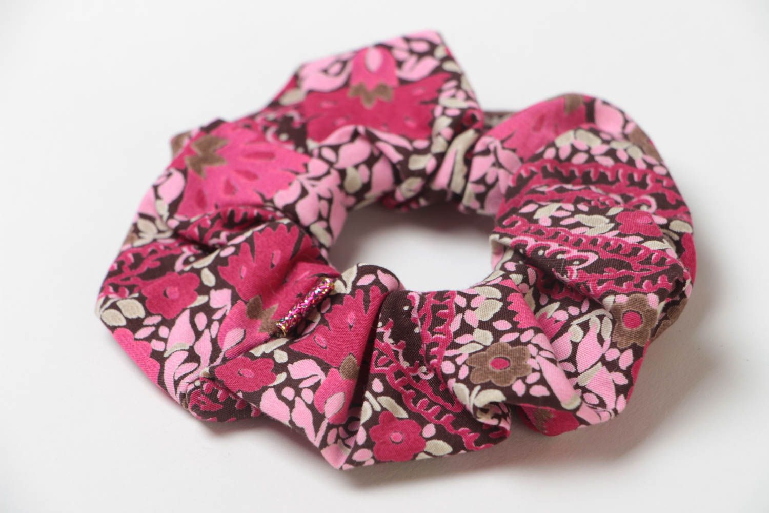 Chouchou rose pour cheveux en coton naturel à motif floral fait main original photo 3