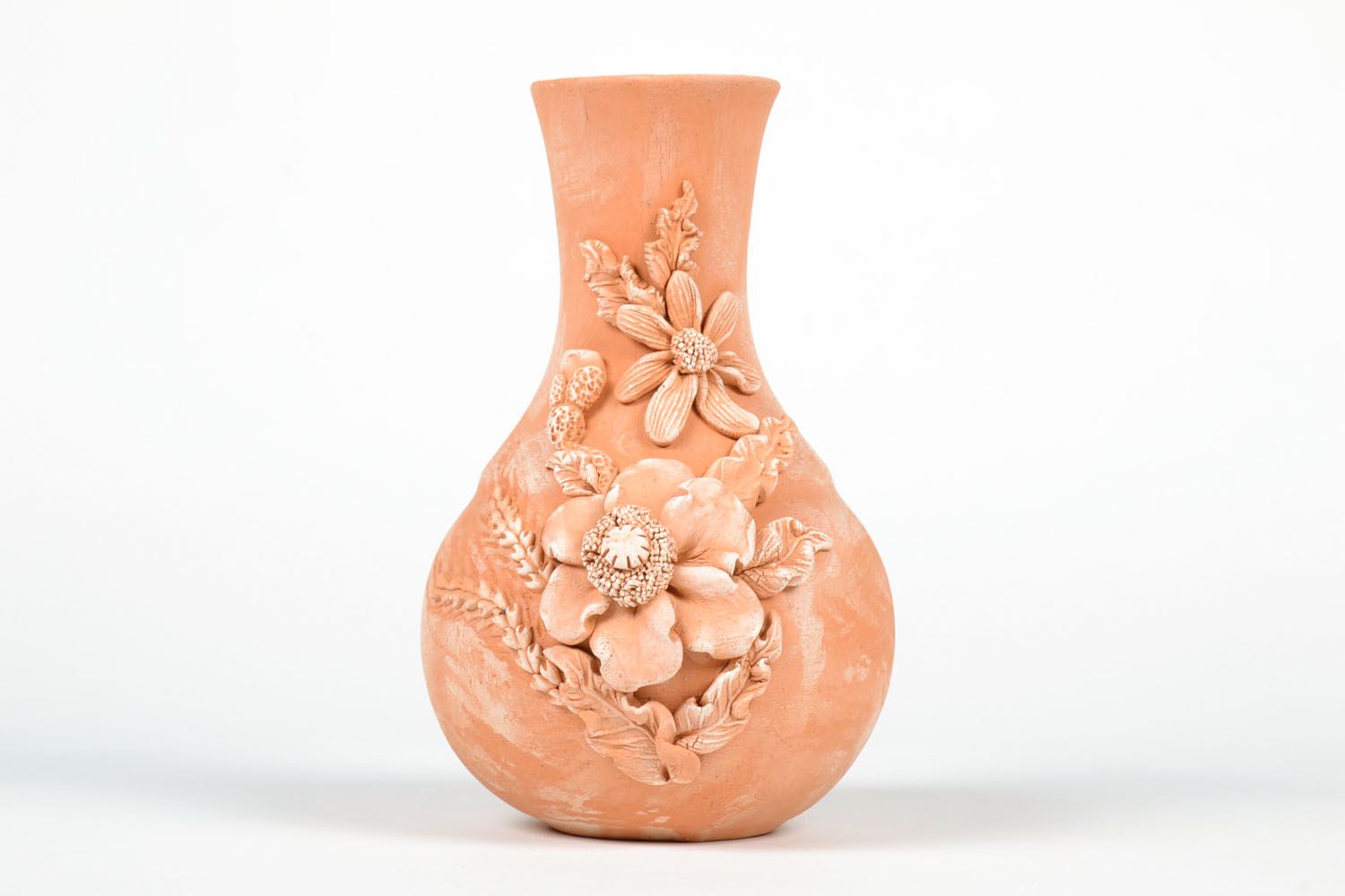 Настольная ваза из глины фото 2