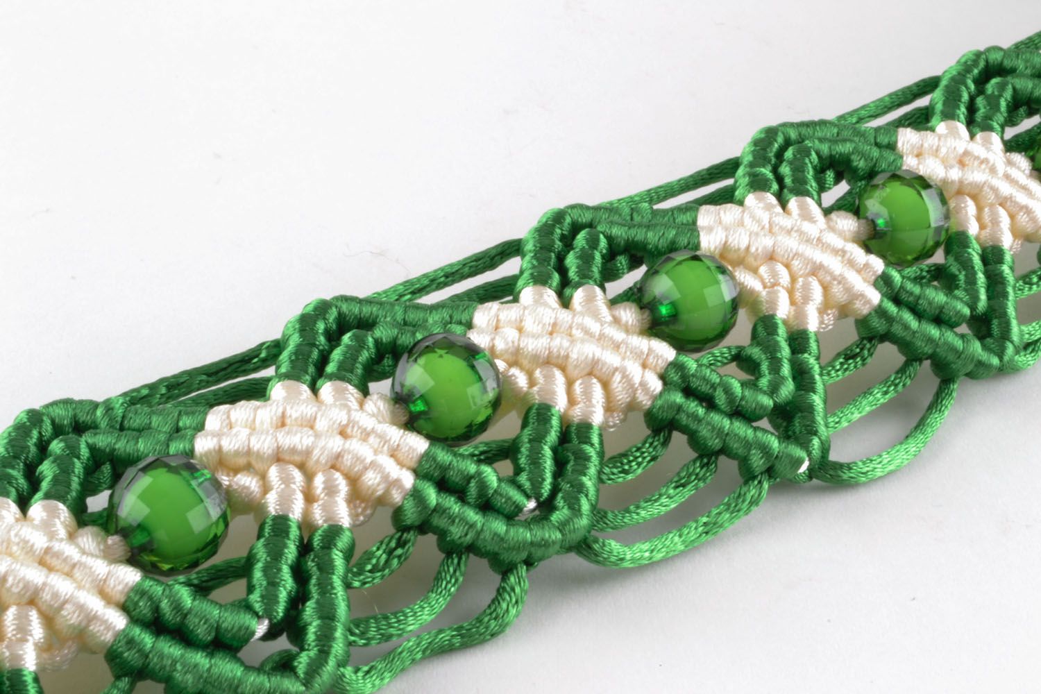Cintura da donna intrecciata fatta a mano cinghia di fili bella in colore verde foto 4