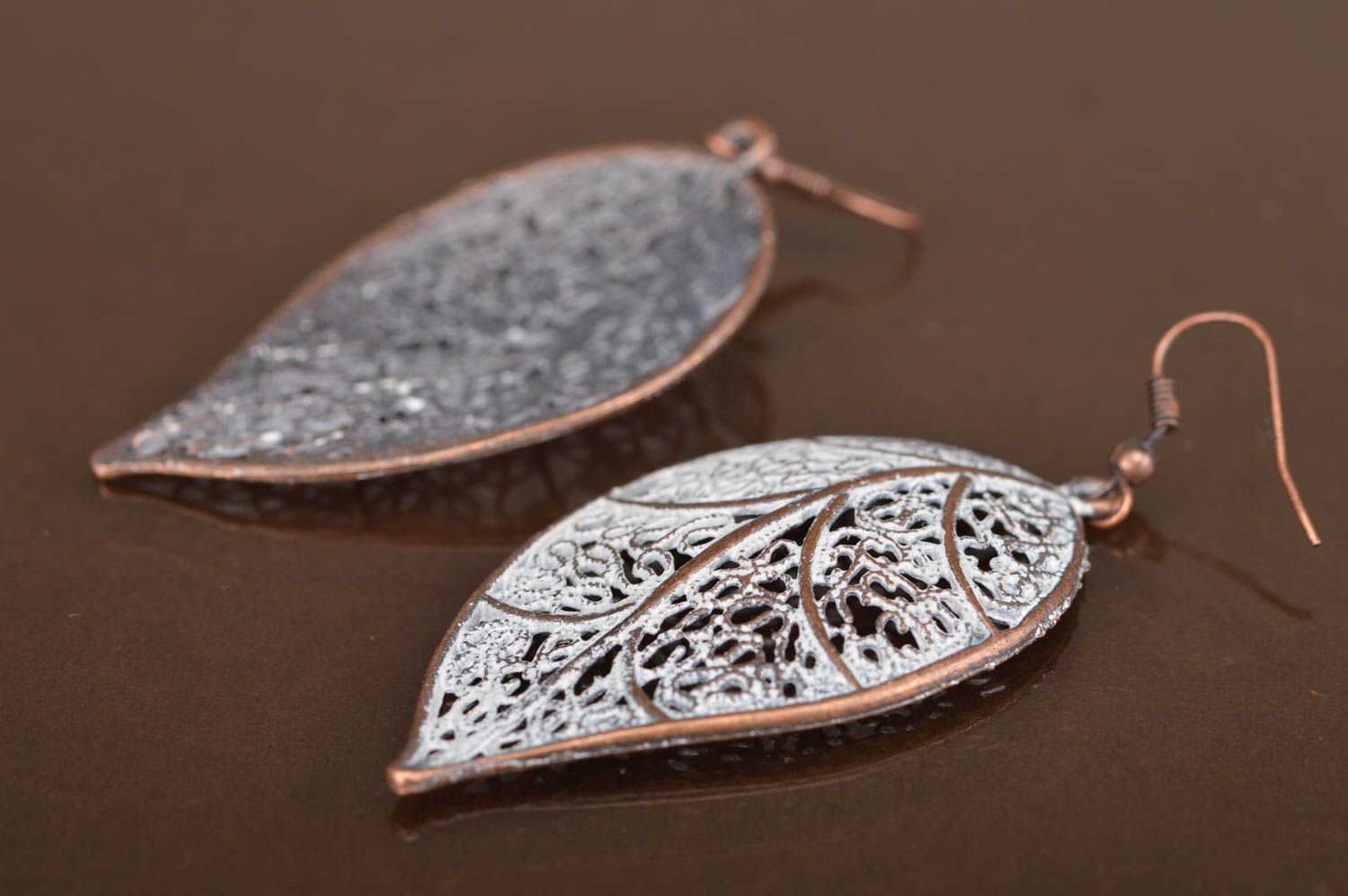 Metal elegant beautiful handmade earrings in shape of leaves for present photo 3